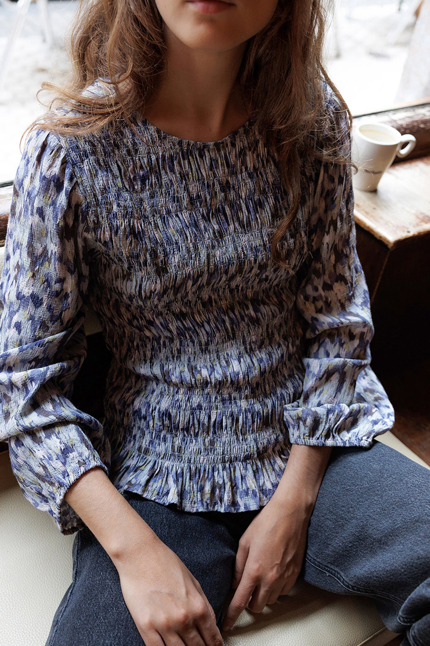 ELASTIC-WAIST BLOUSE