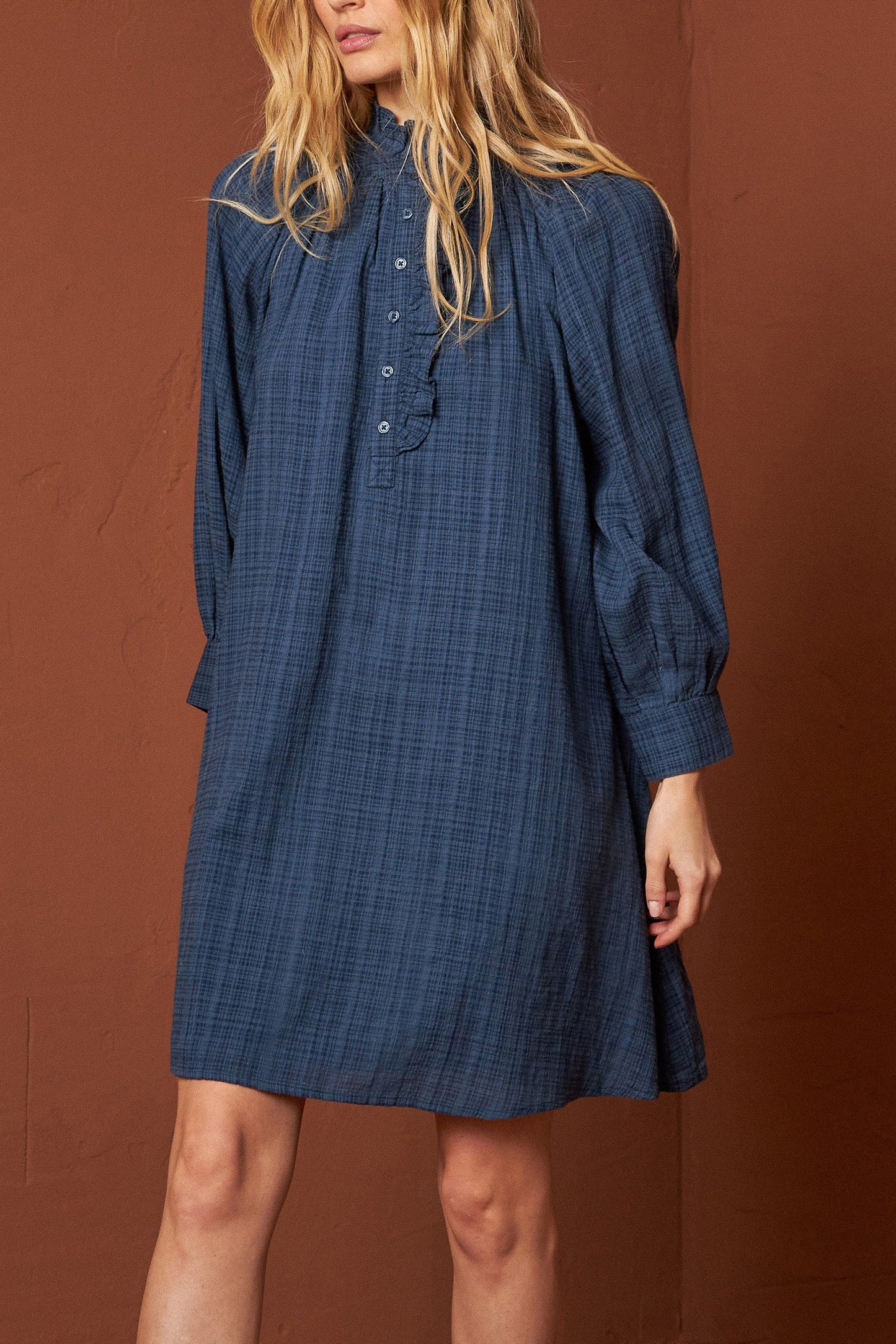 RUFFLED COLLAR DRESS