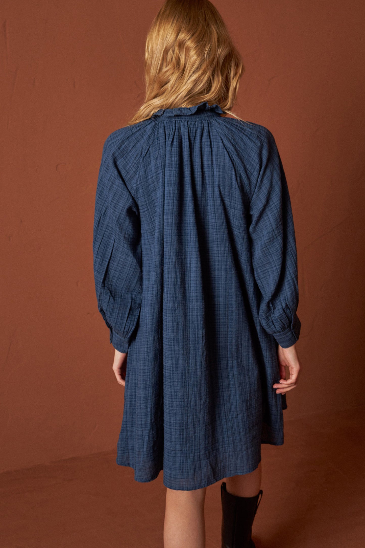 RUFFLED COLLAR DRESS