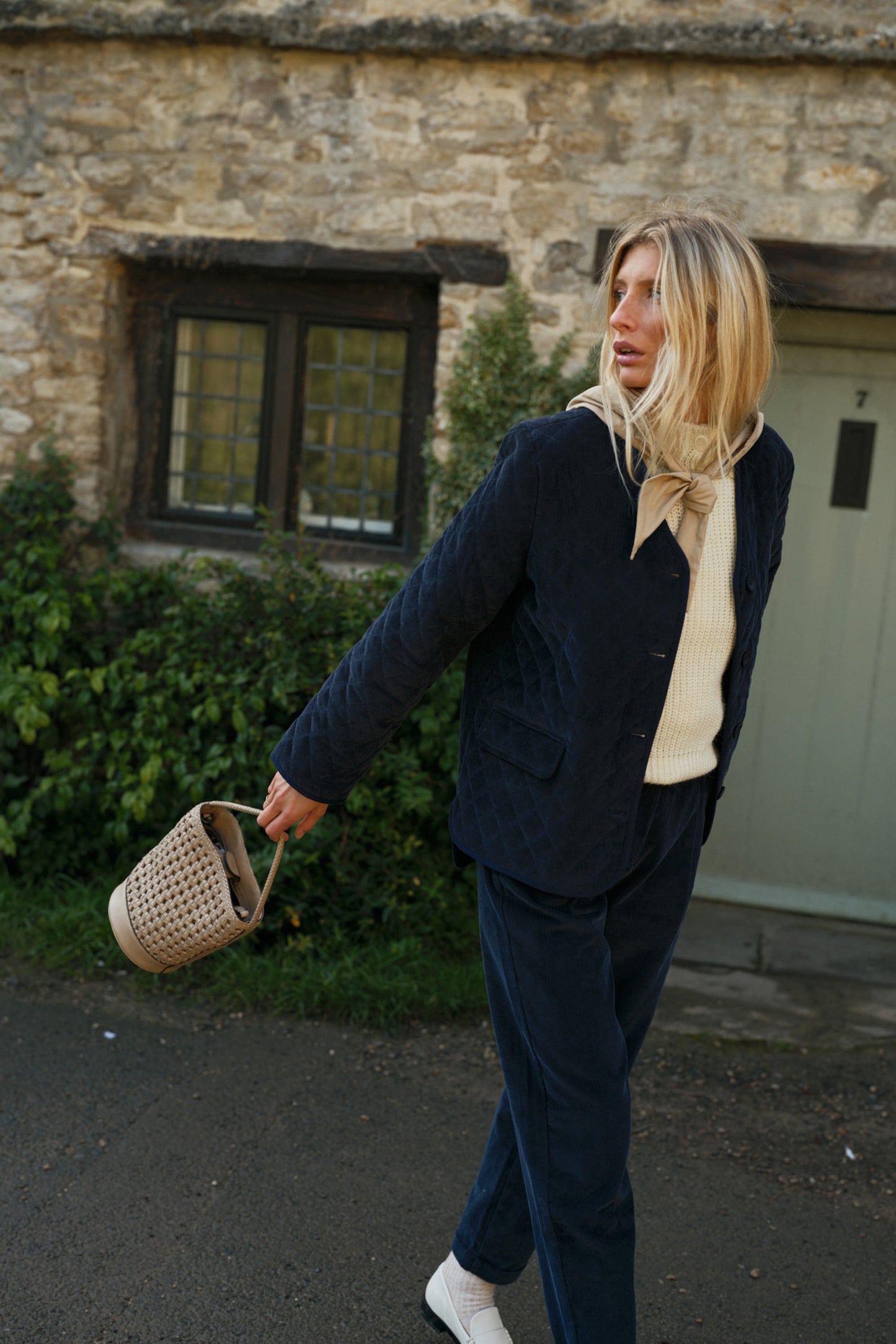 BOLSO BUCKET NUDO