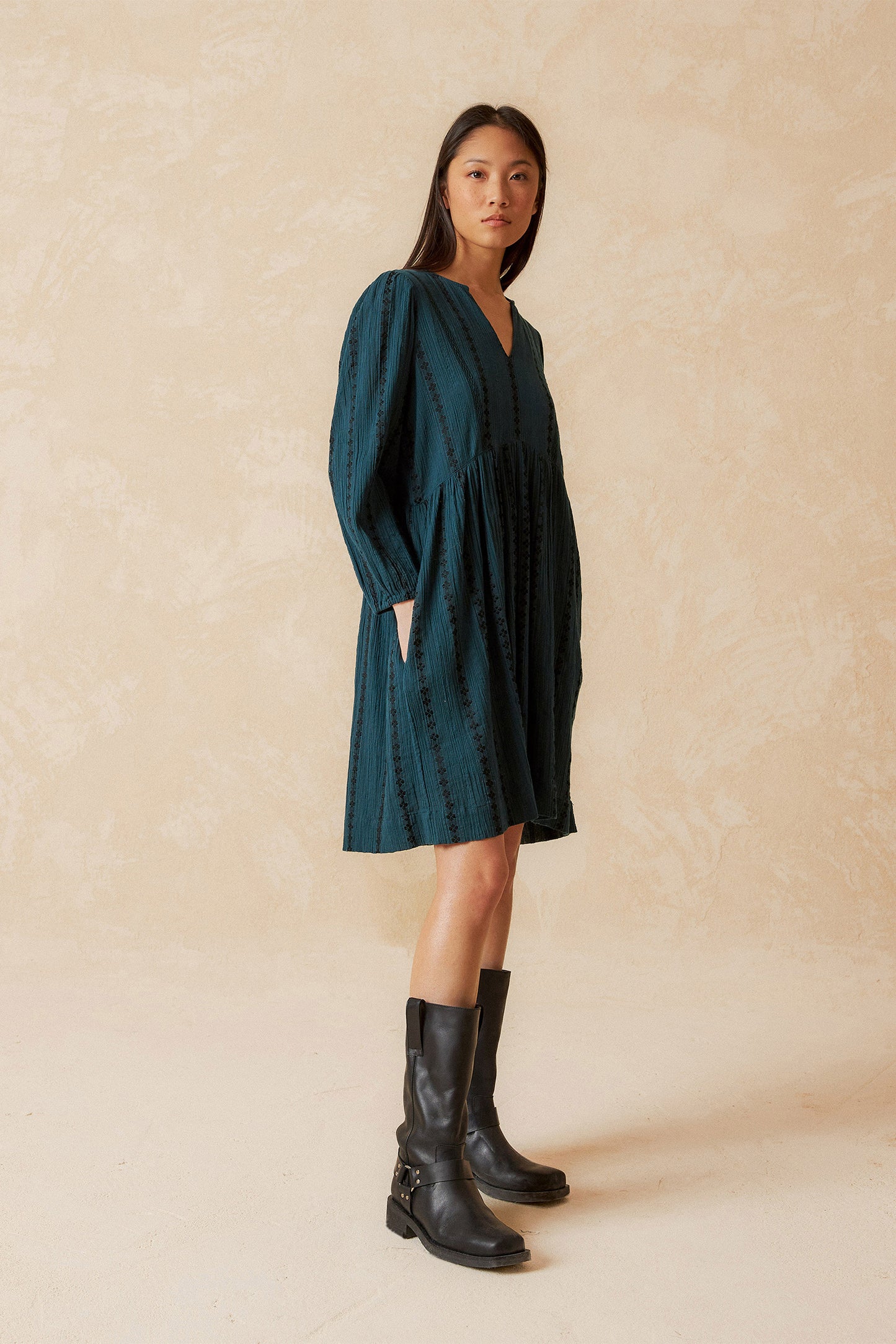 ROBE COURTE JAQUARD