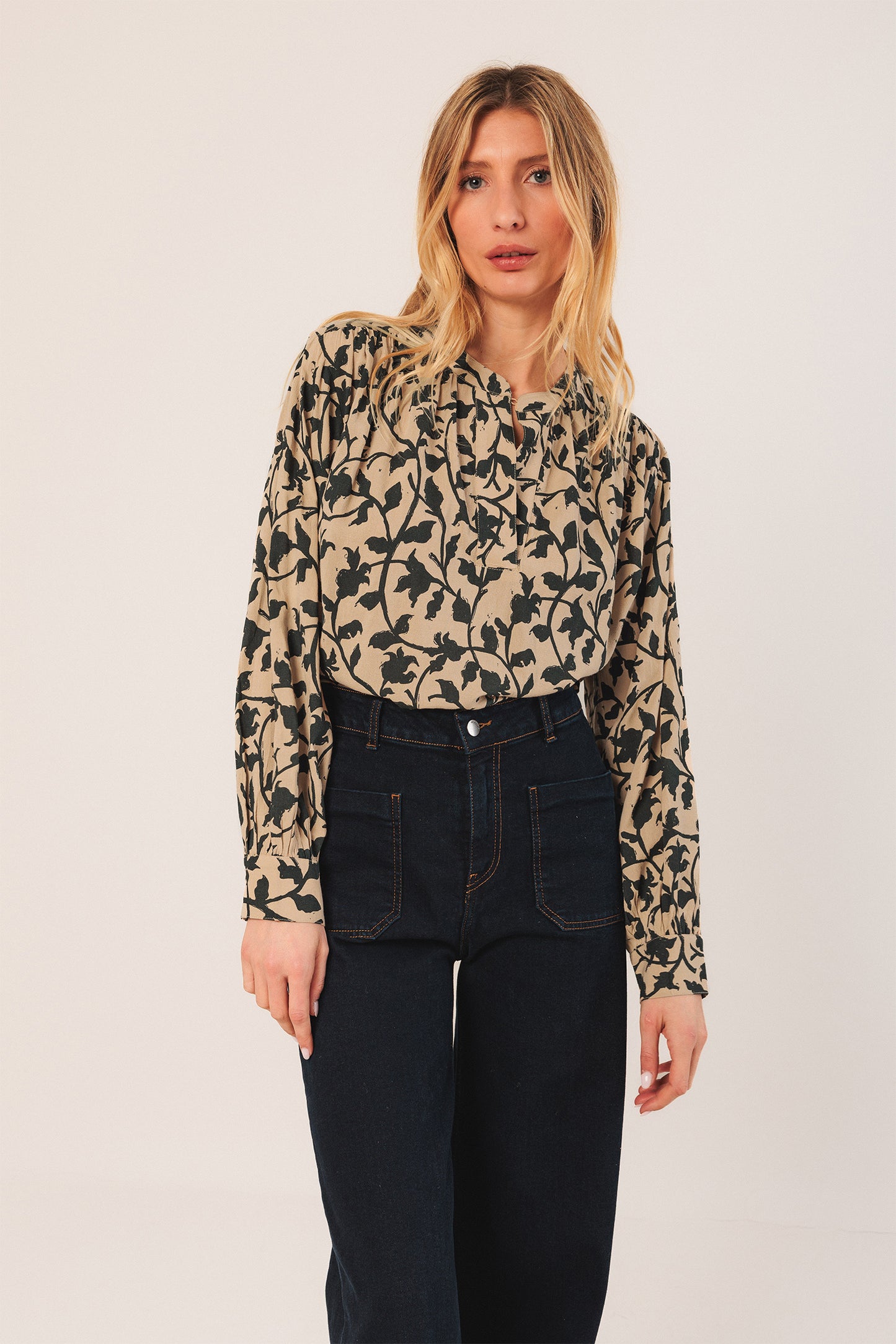 BLUSA CUELLO MAO