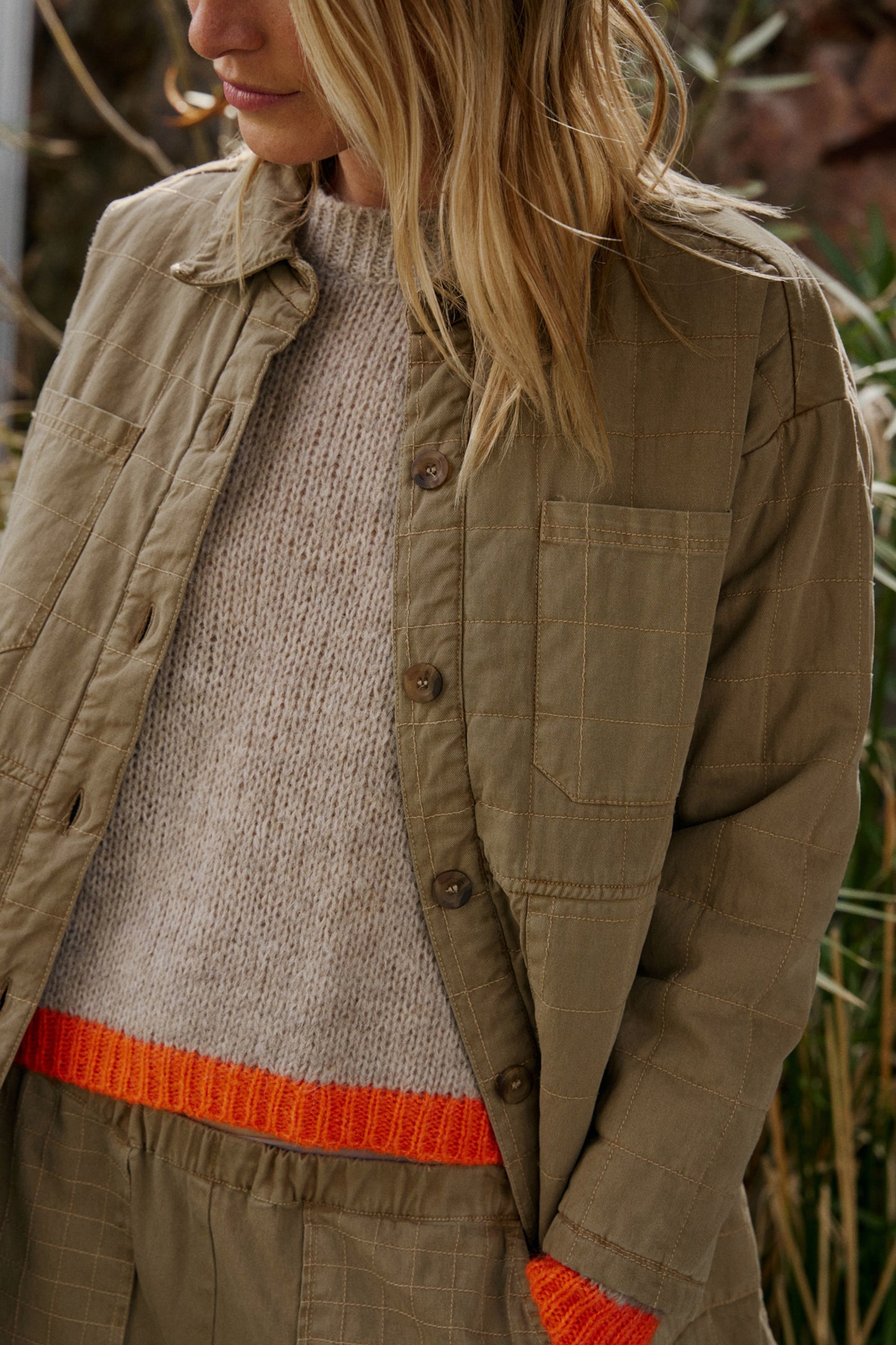 MANTEAU À CARREAUX MATELASSÉ