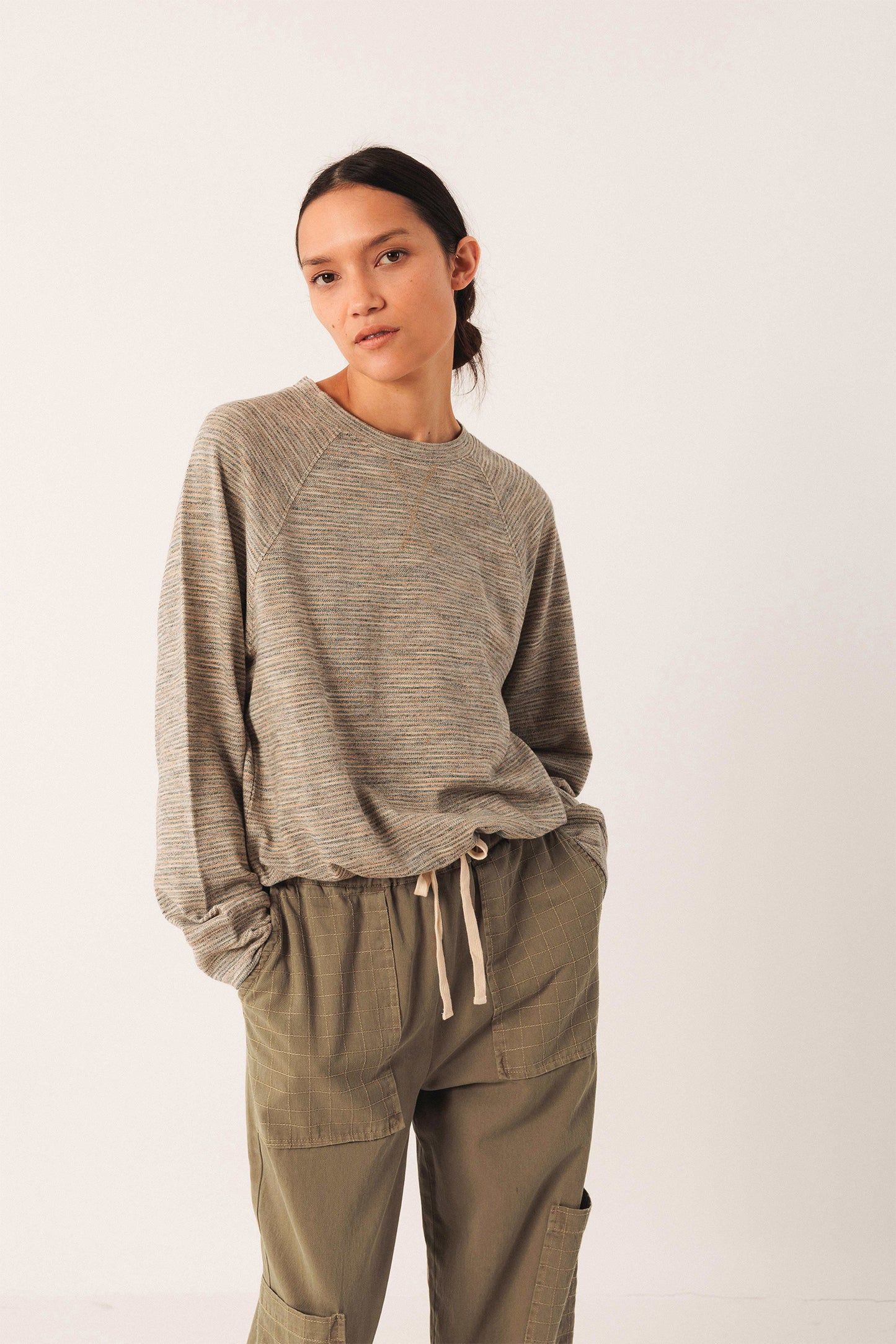 PANTALÓN PESPUNTES CUADRO