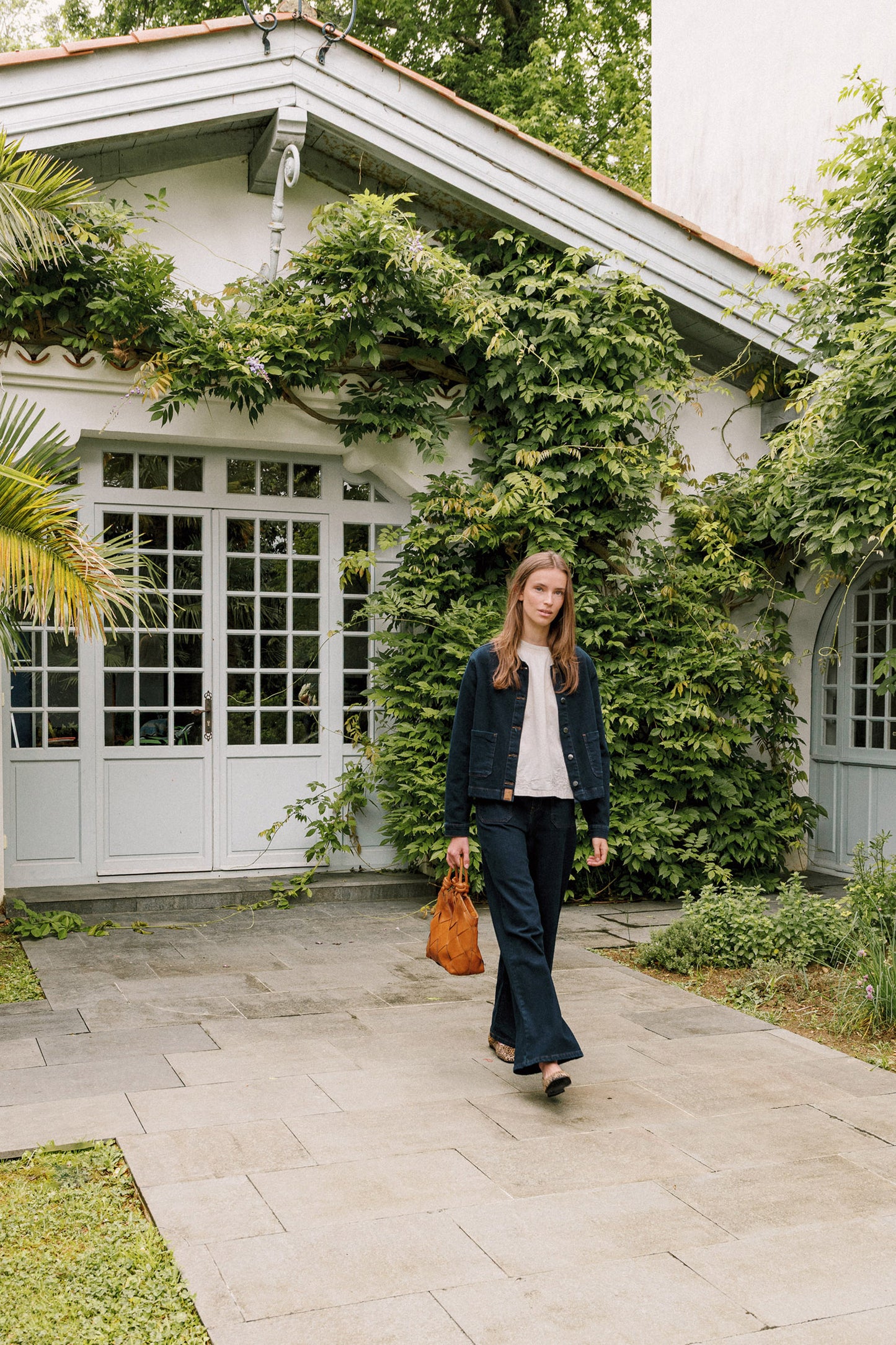 WIDE-LEG DENIM PANTS