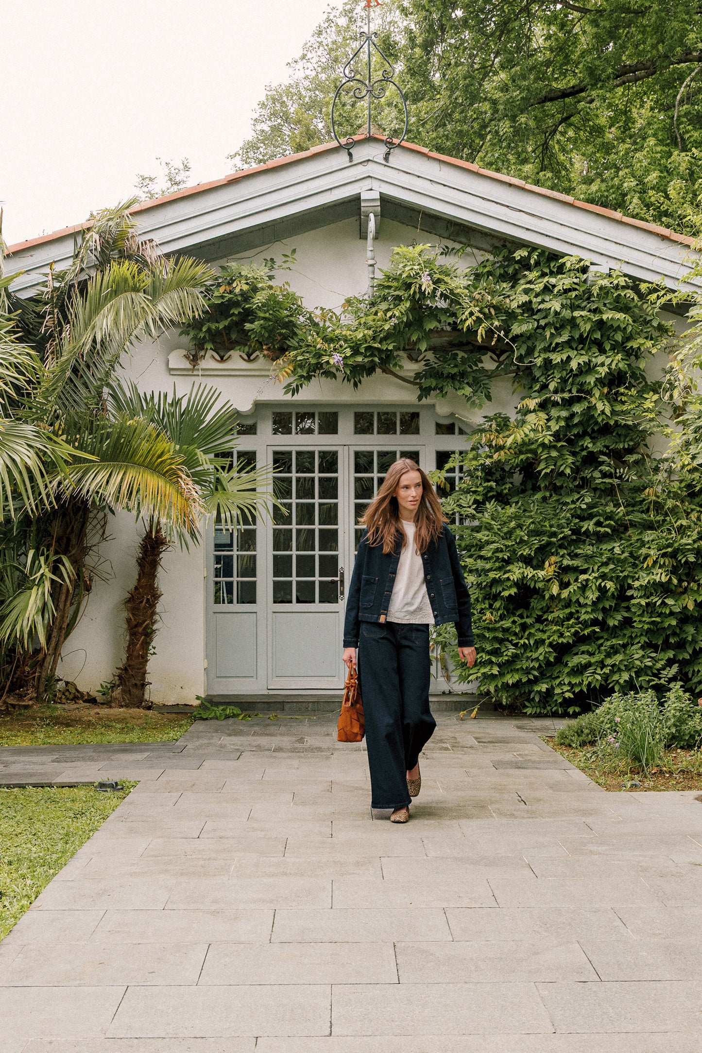WIDE-LEG DENIM PANTS