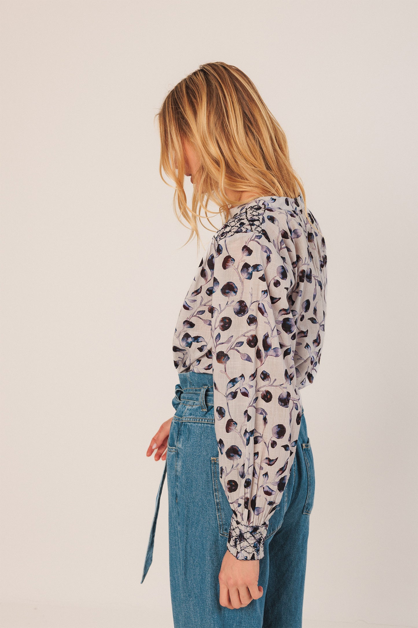 BLUSA DETALLES SMOCK