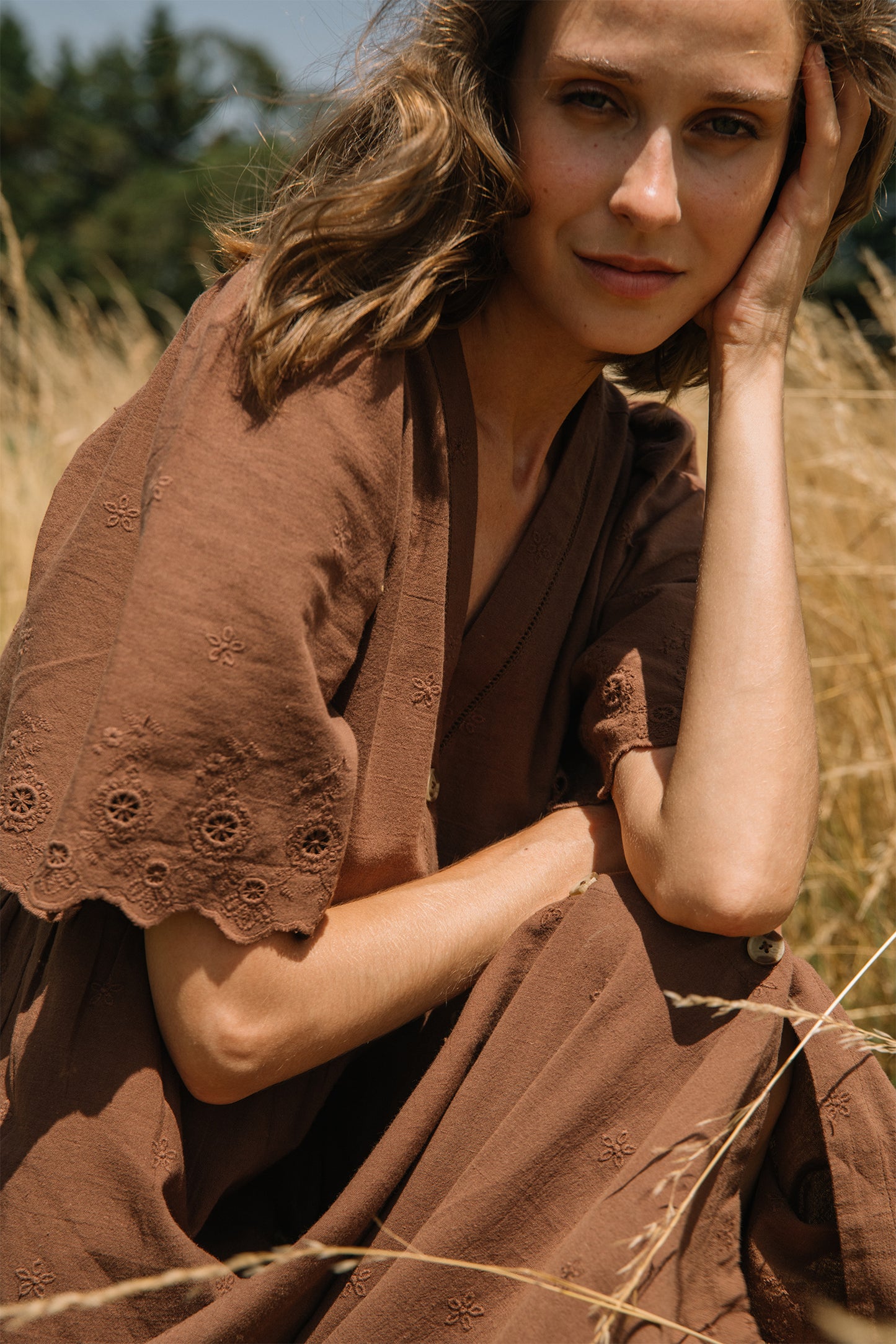 EMBROIDERED MIDI DRESS