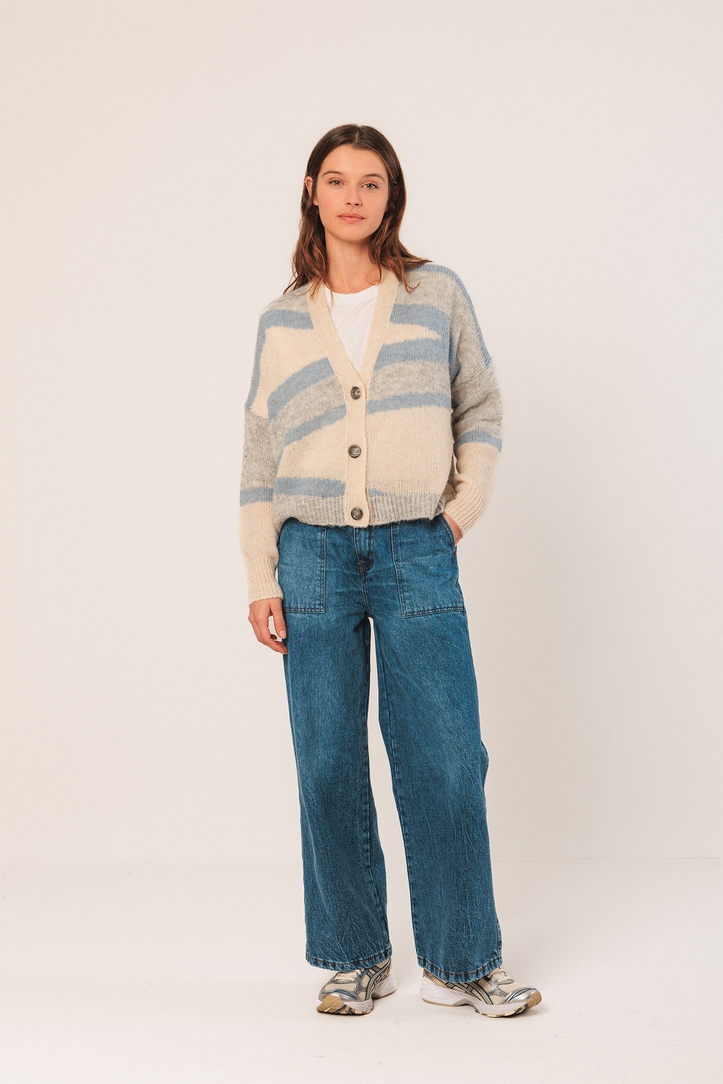 WASHED DENIM PANTS