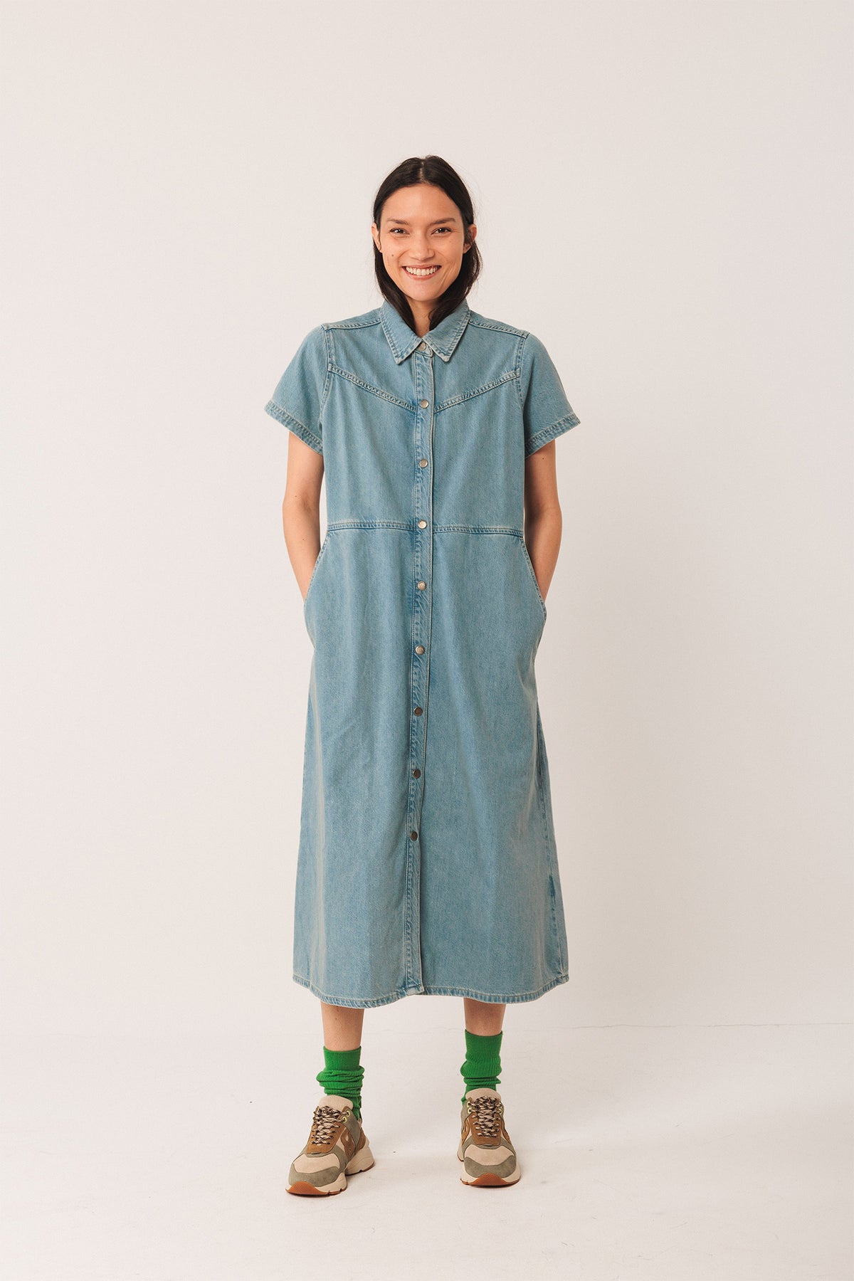 ROBE CHEMISE EN JEAN