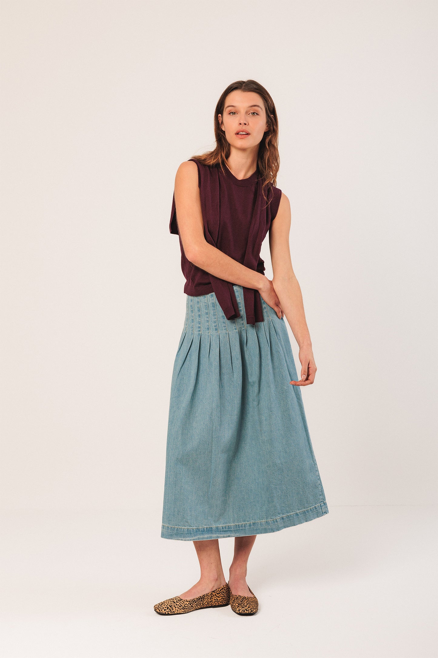 FALDA DENIM PLIEGUES