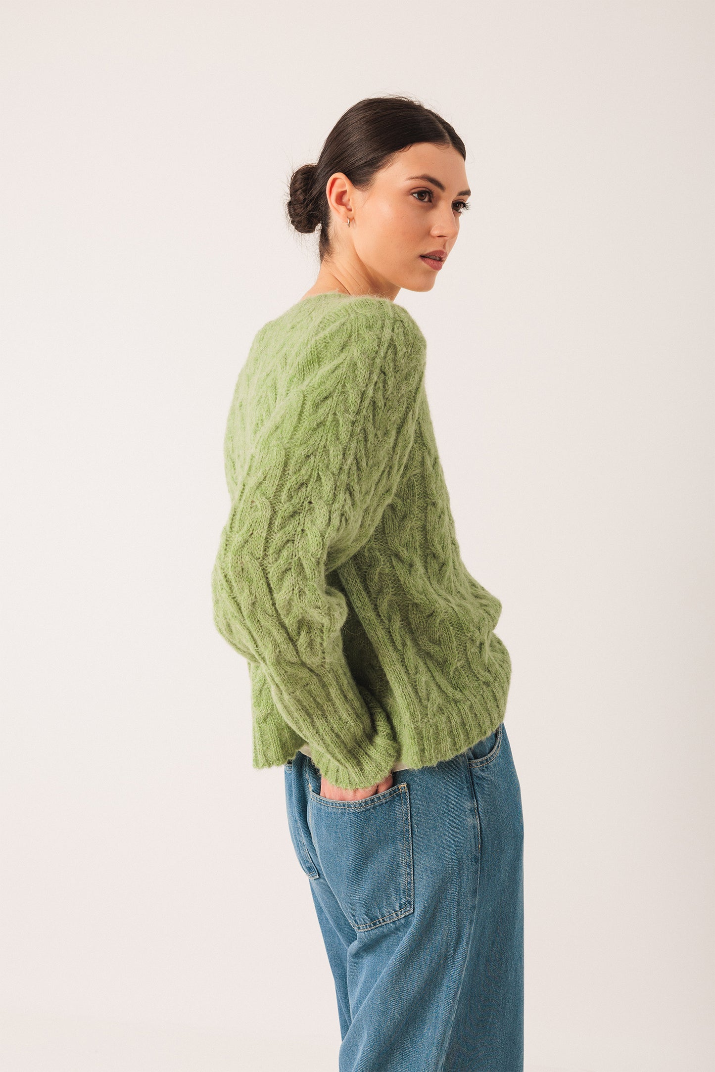 CABLE-KNIT CROP SWEATER