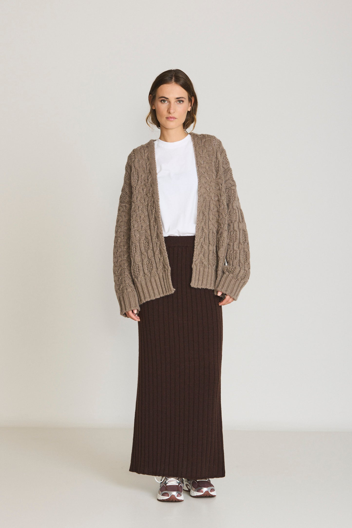 RIBBED KNIT SKIRT