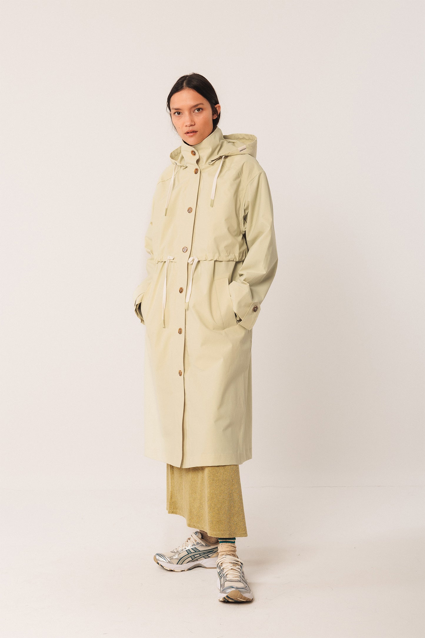 TRENCH-COAT À TAILLE RÉGLABLE