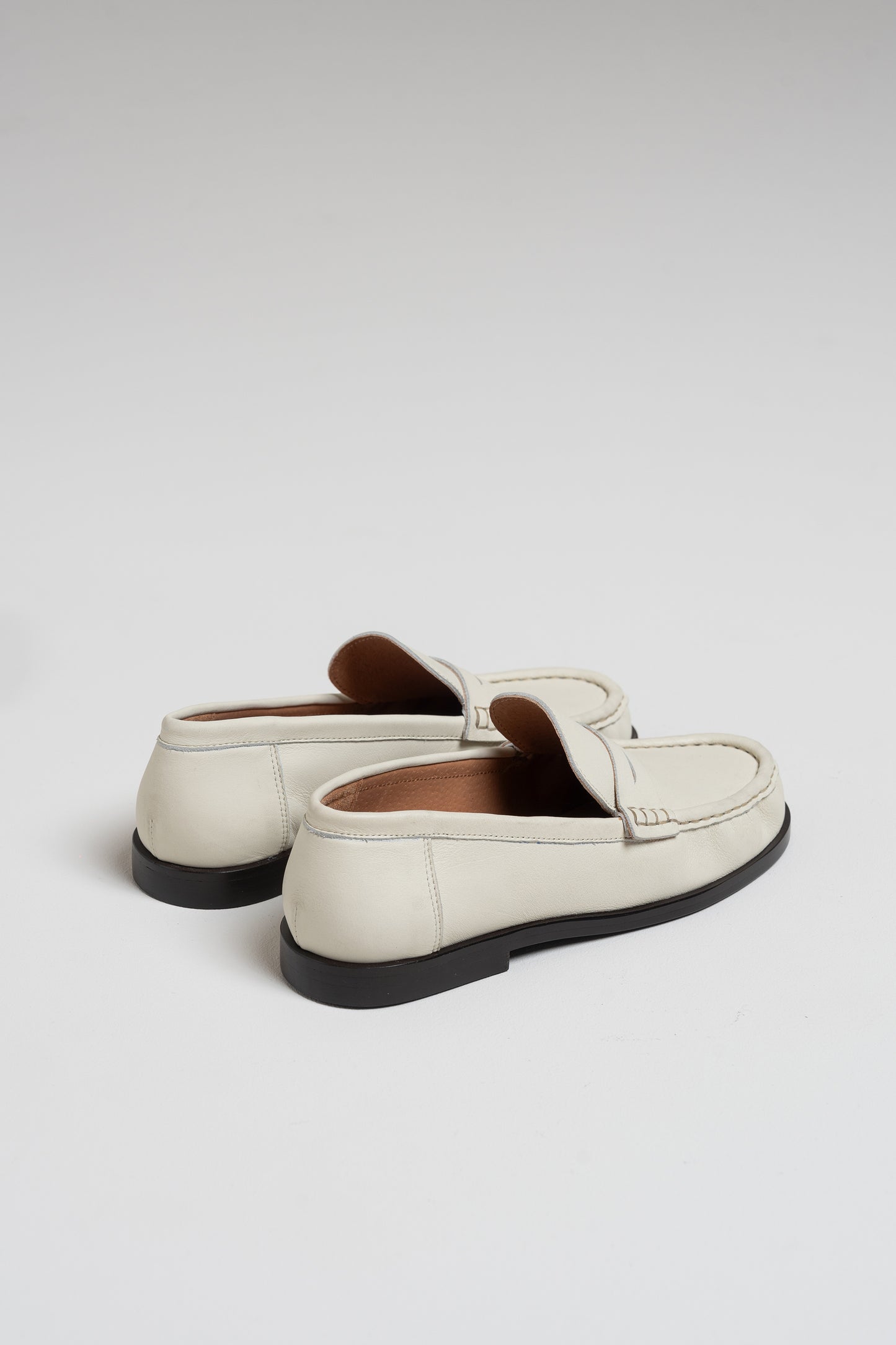 MOCASÍN PIEL BOVINA