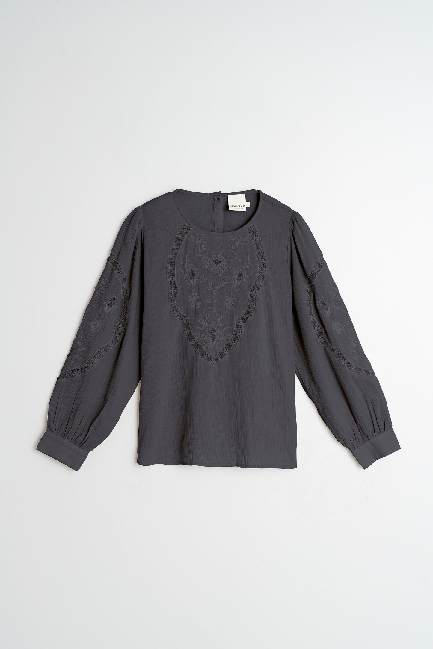 BLUSA BORDADO ROMÁNTICO