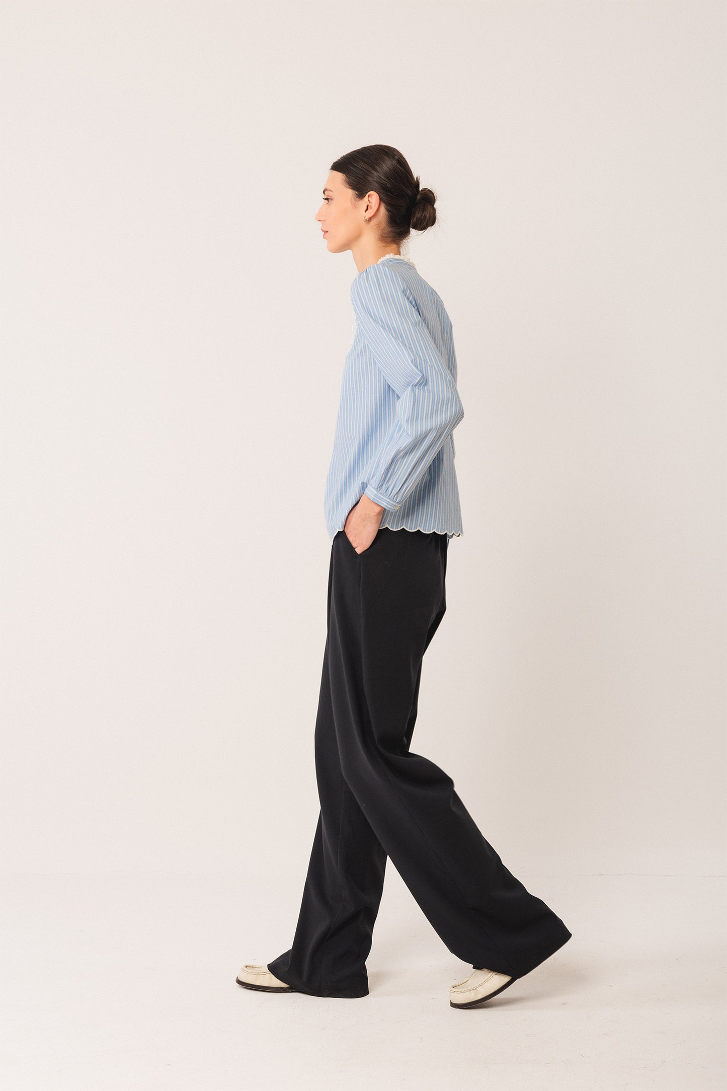 EMBROIDERED POPLIN BLOUSE