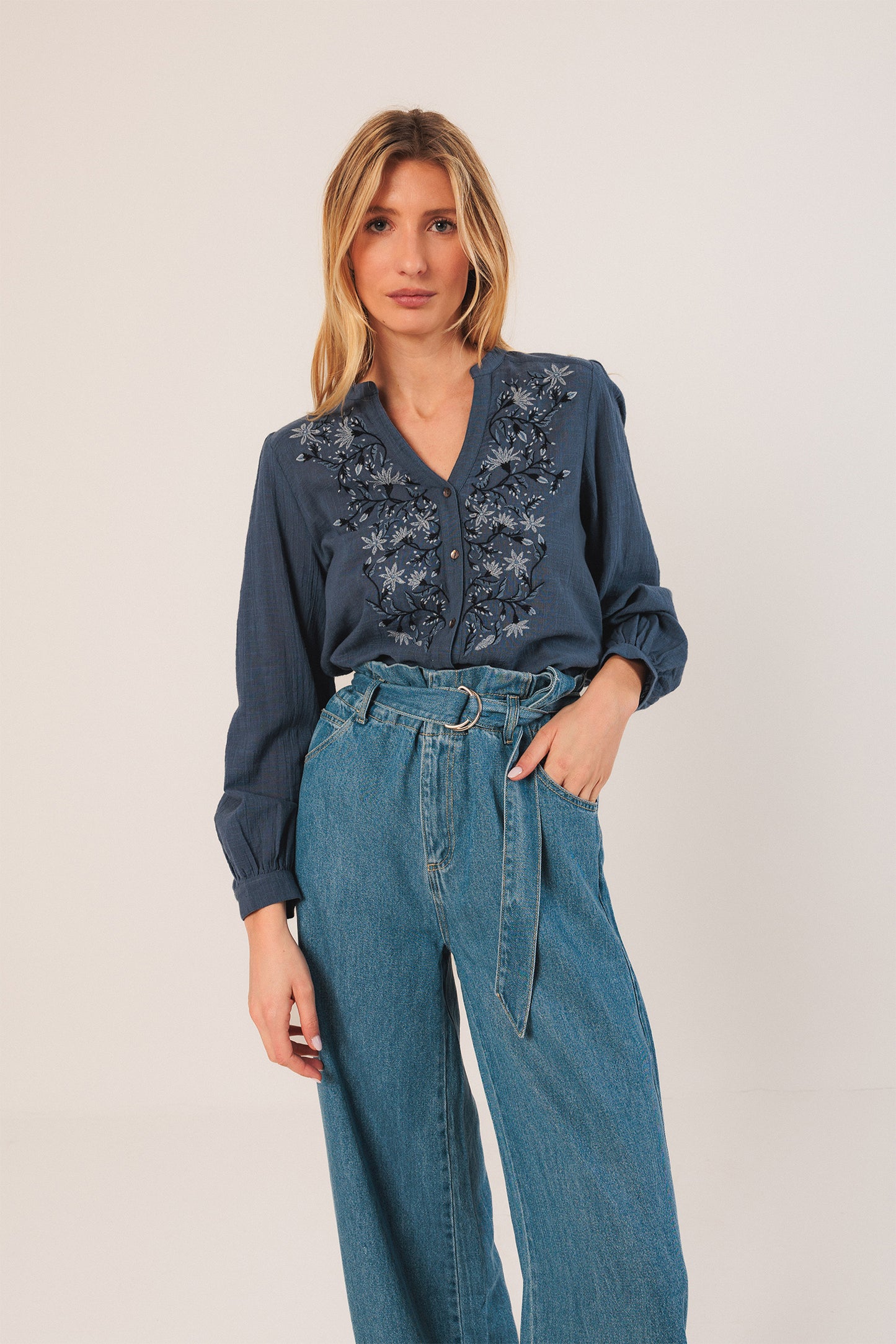 CAMISA COMBINADA BORDADOS