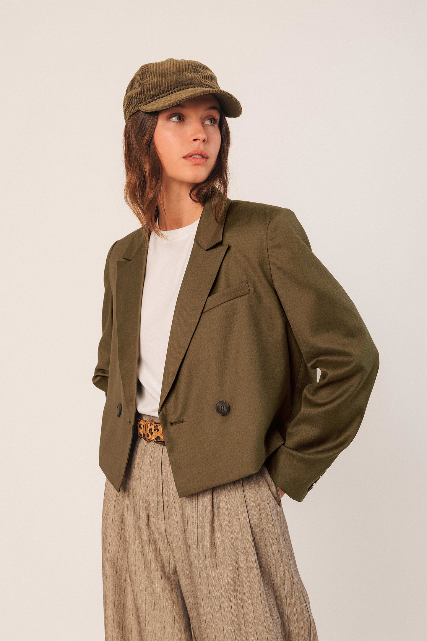 VESTE CROP À REVERS