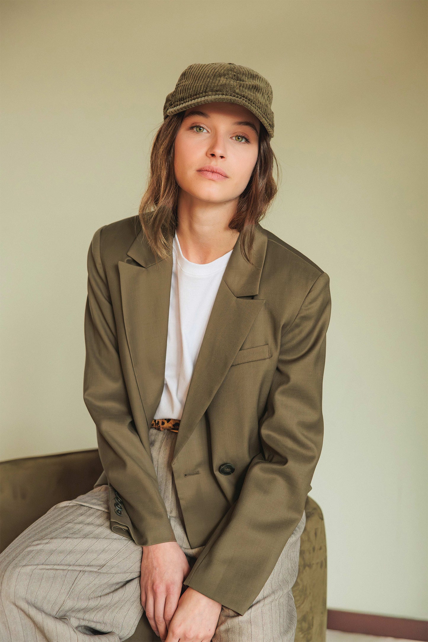 VESTE CROP À REVERS