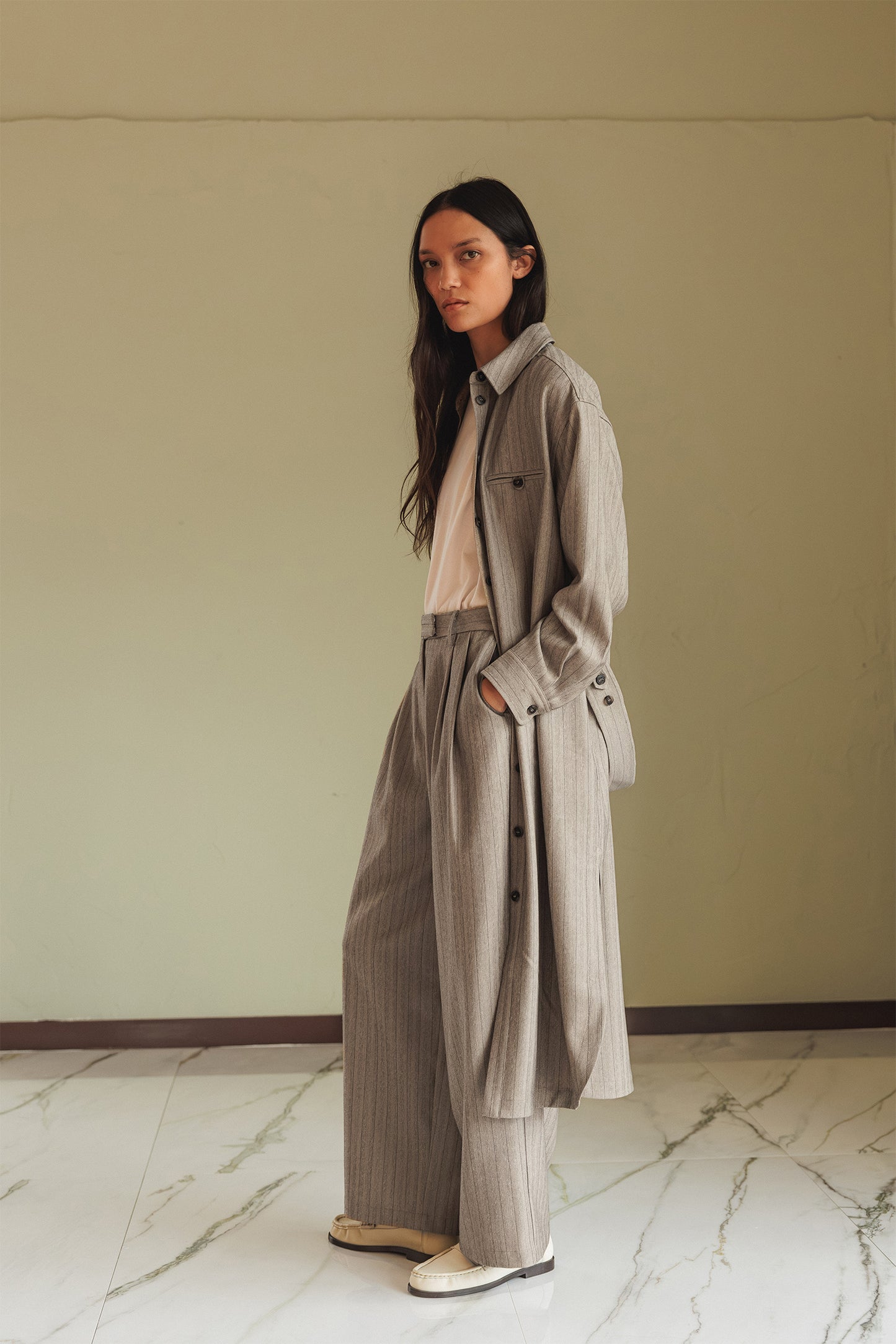 FLUID SHIRTDRESS