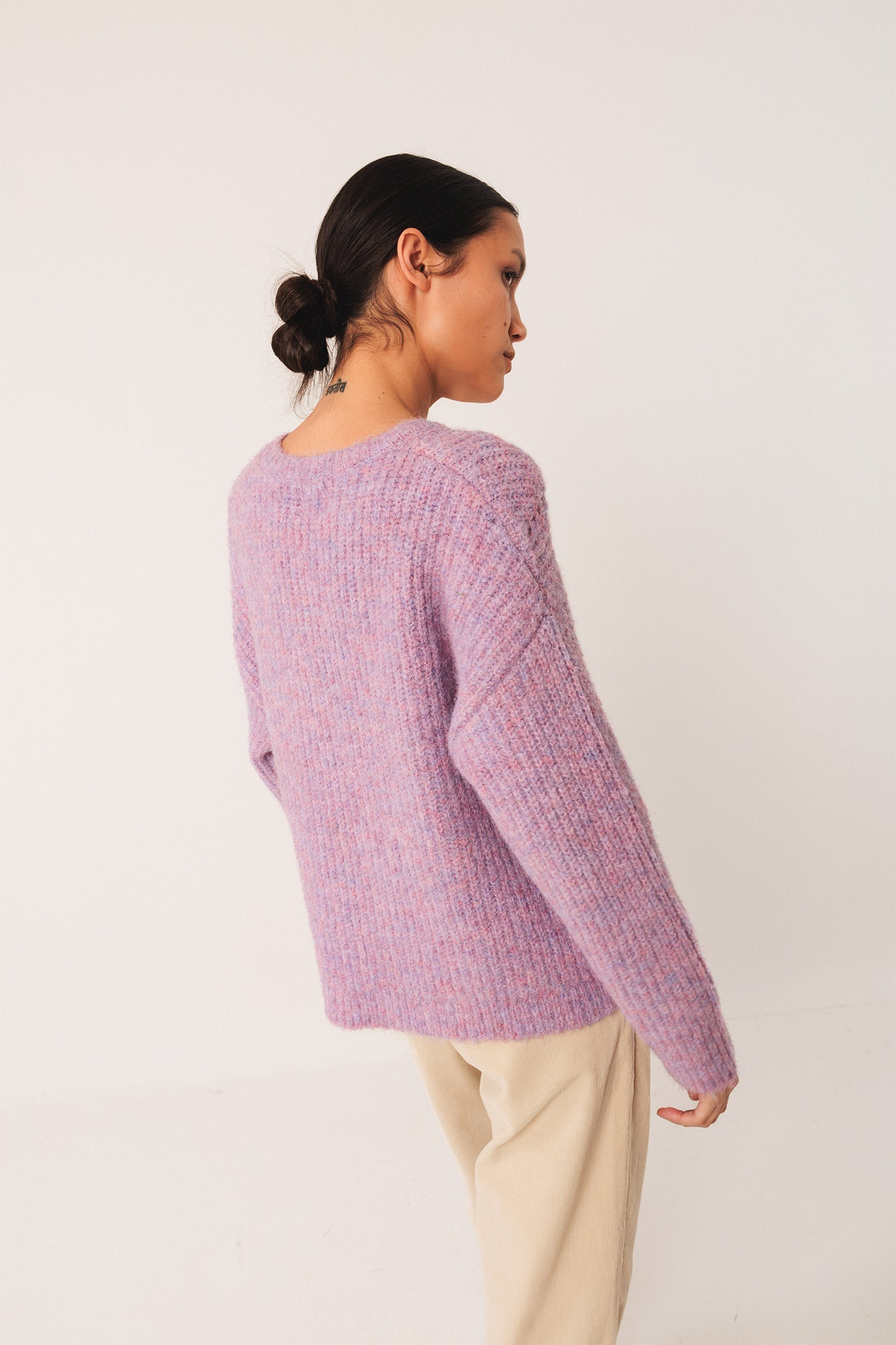 JACKET WITH LOOSE-KNIT DETAILS