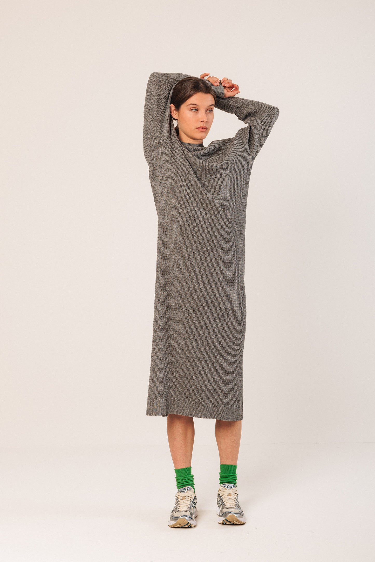 VESTIDO AMPLIO OCHOS