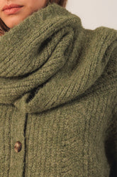 COLORFUL KNITTED SCARF