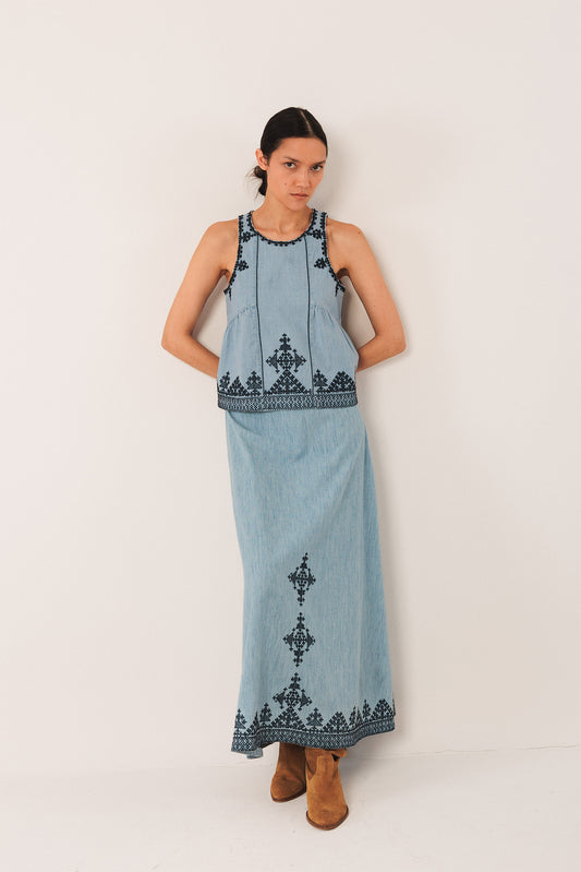 BLUSA DENIM BORDADA 4