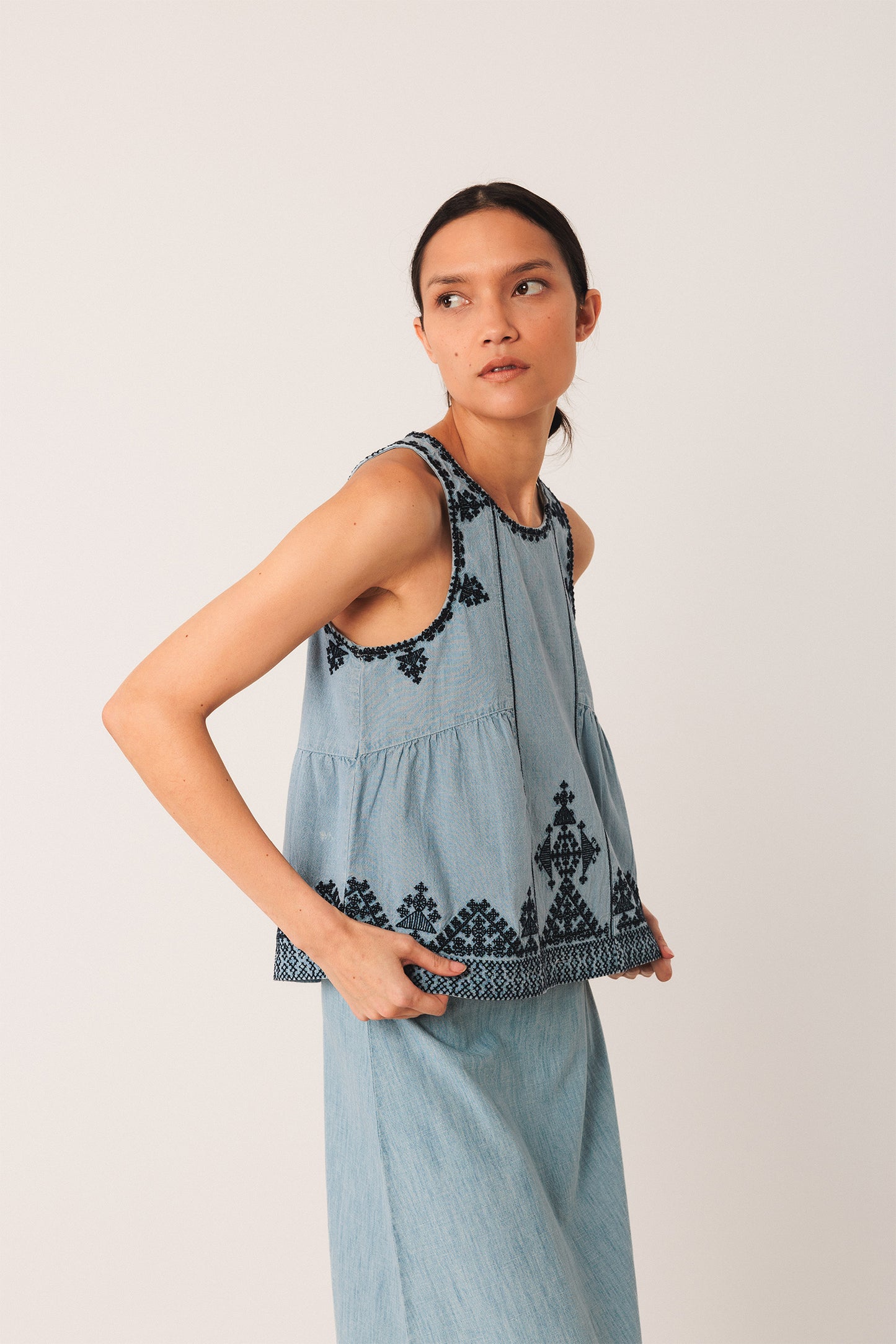 EMBROIDERED DENIM BLOUSE
