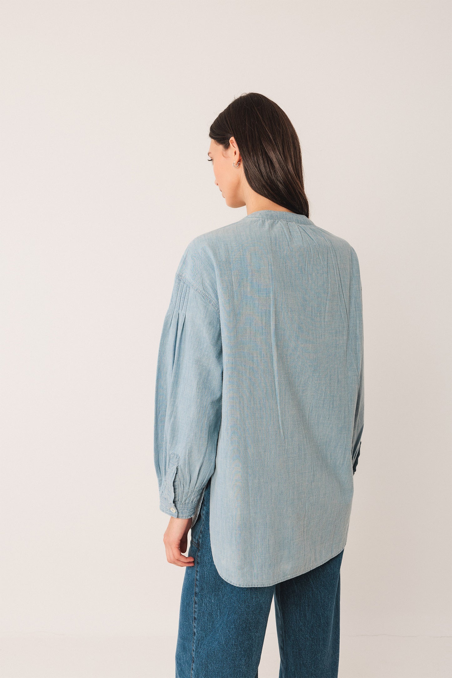 COLLARLESS DENIM SHIRT