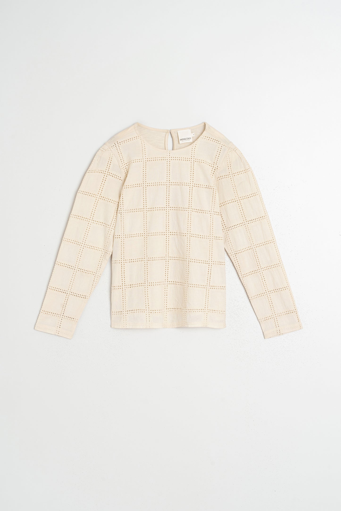 EMBROIDERED CONTRAST BLOUSE