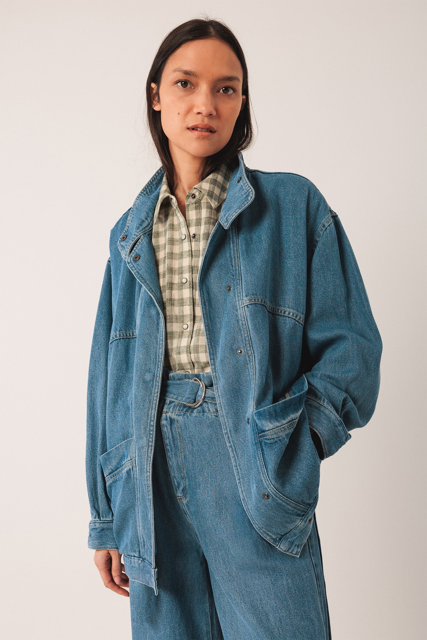 VESTE EN JEAN À LACETS