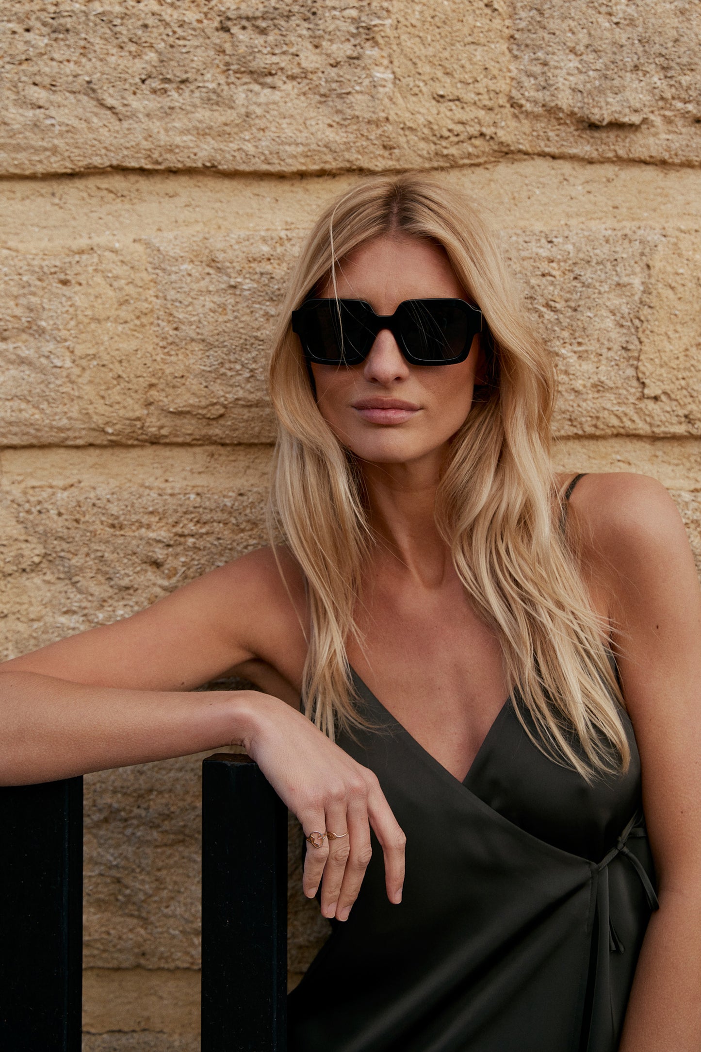 OLIVIA SUNGLASSES
