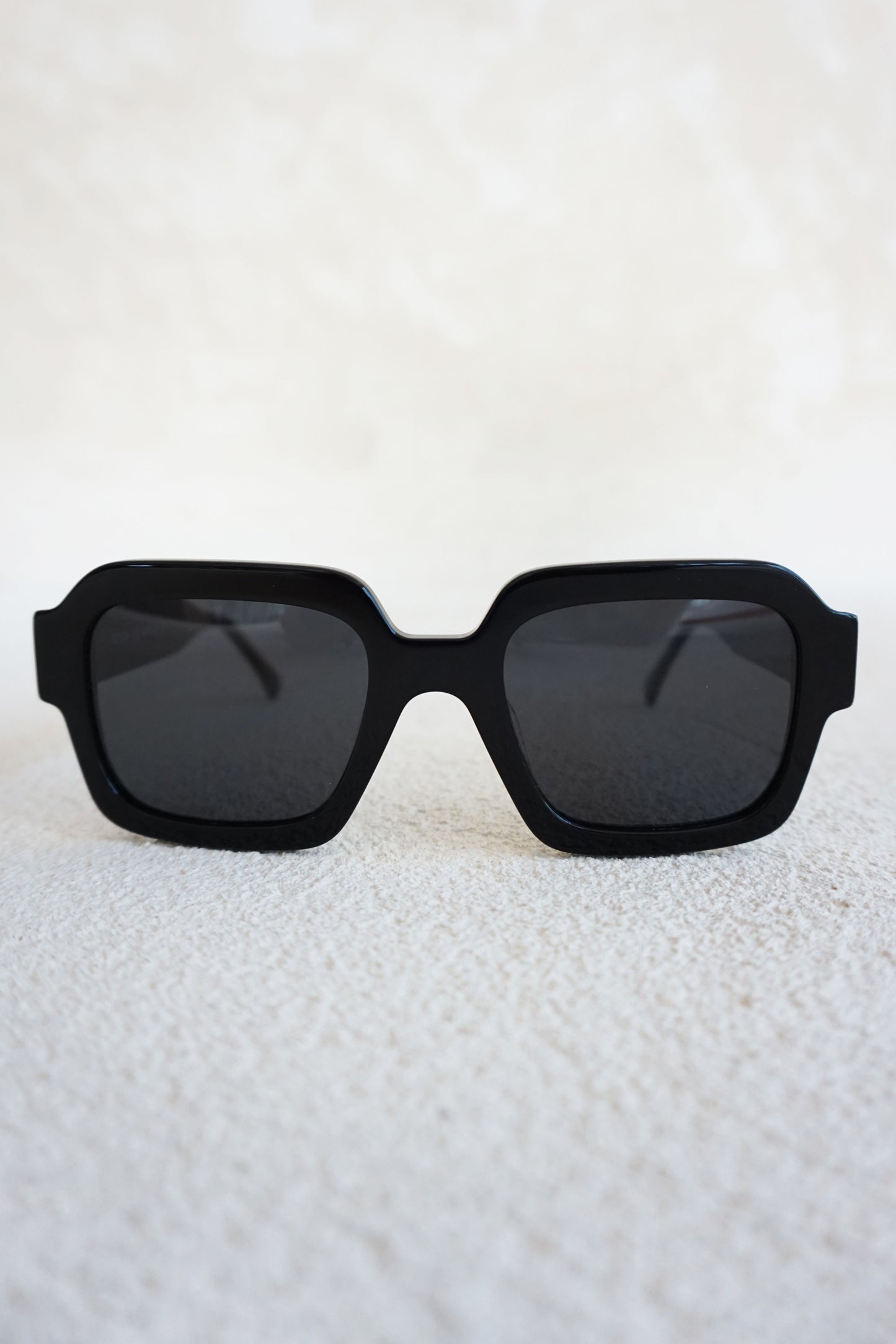 OLIVIA SUNGLASSES