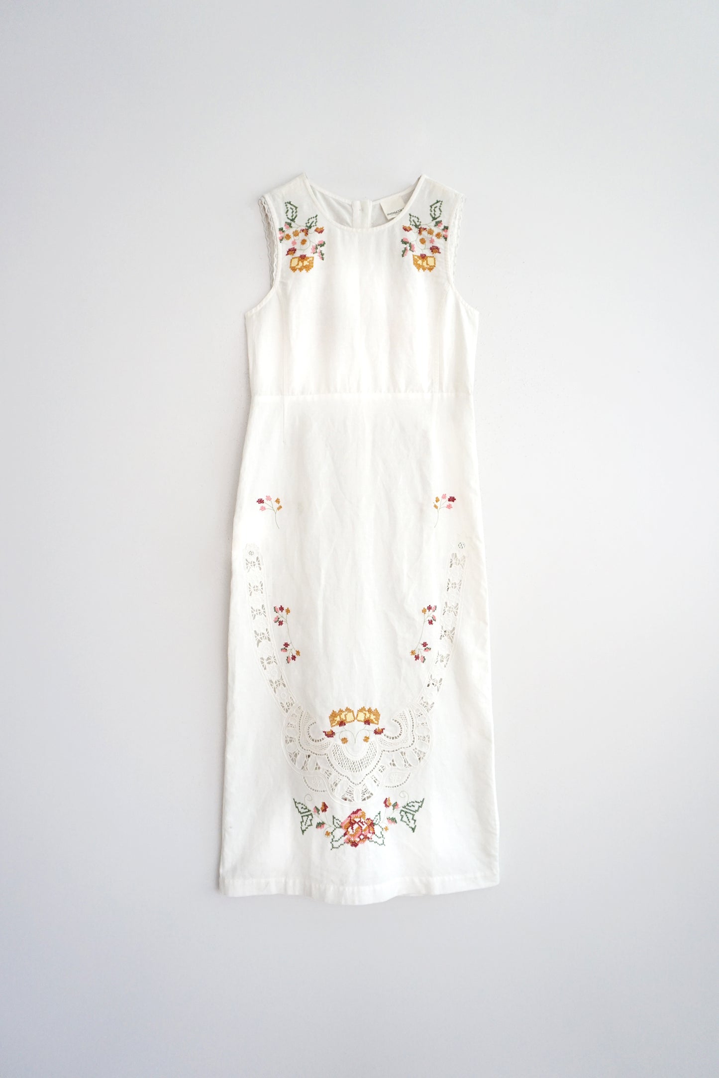 ROBE EN POINT DE CROIX