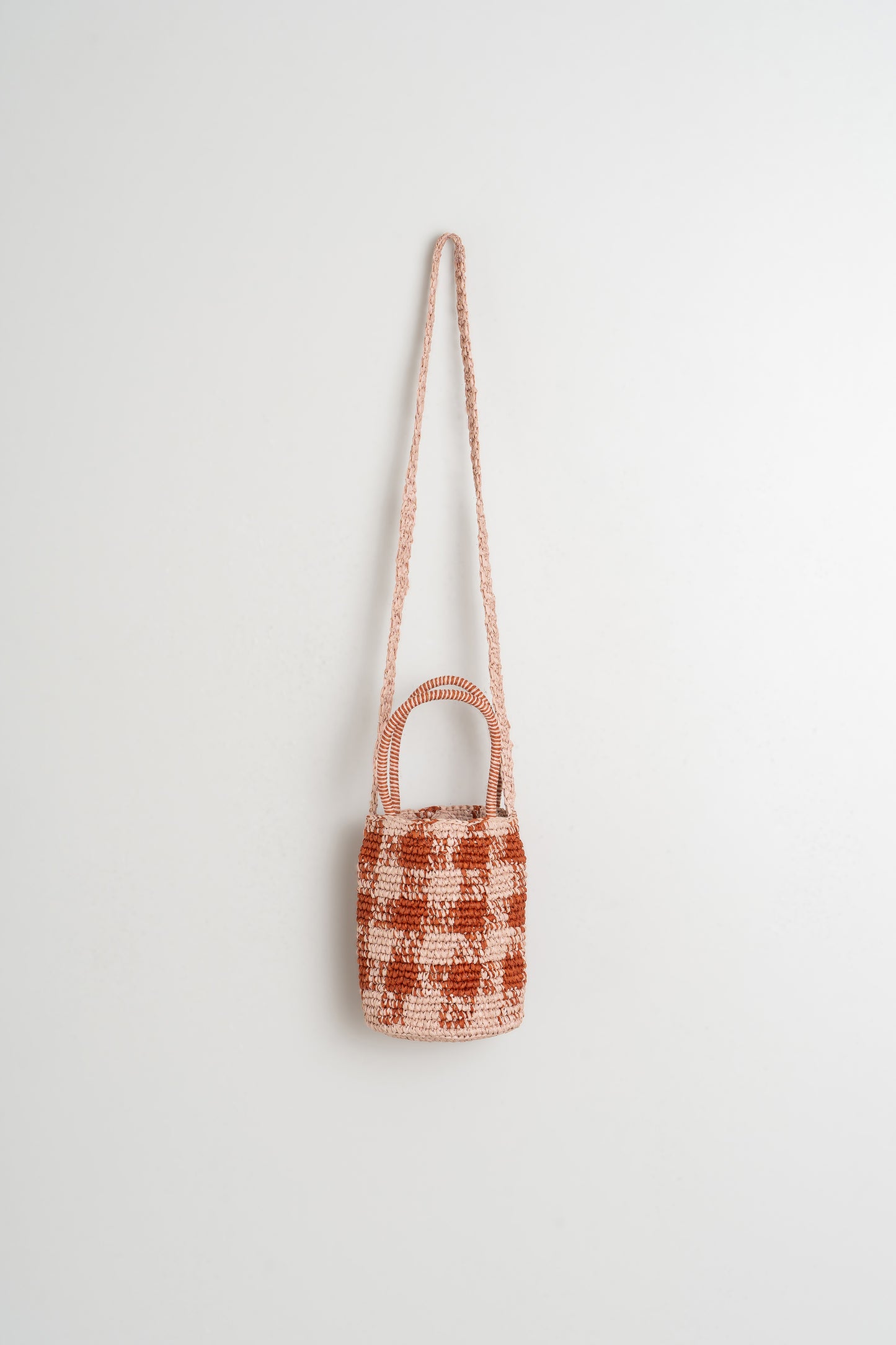 SAC SEAU EN RAPHIA
