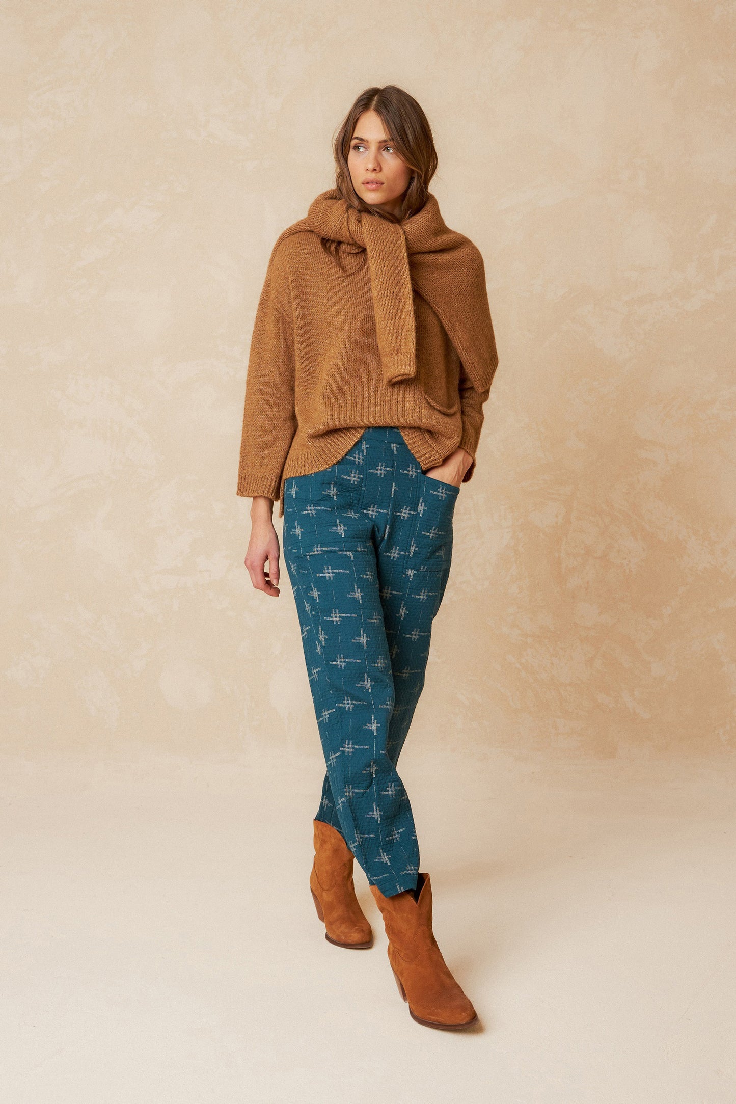 QUILTED JACQUARD PANTS