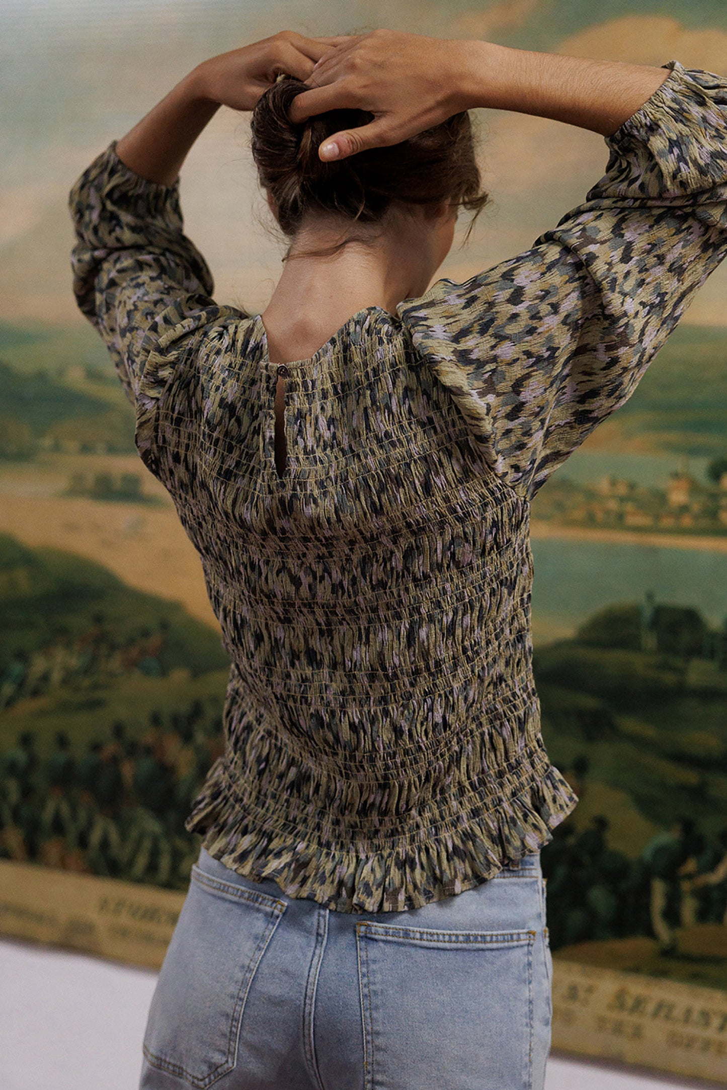 ELASTIC-WAIST BLOUSE