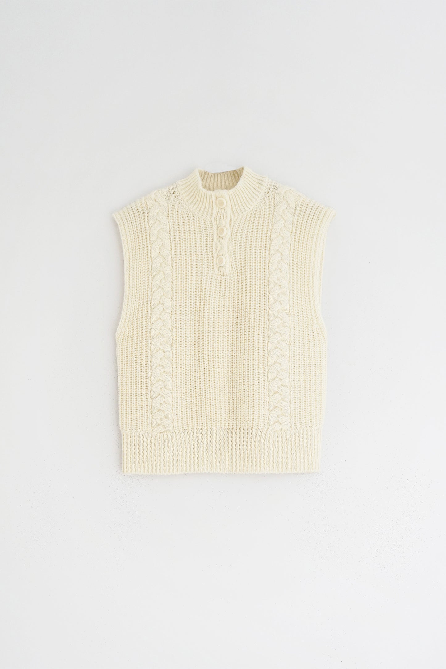 CABLE-KNIT CROP VEST