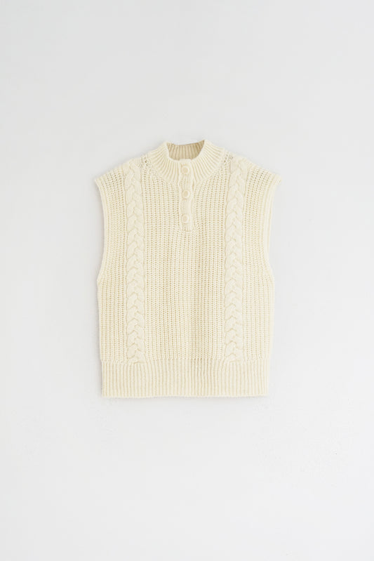 CABLE-KNIT CROP VEST 1