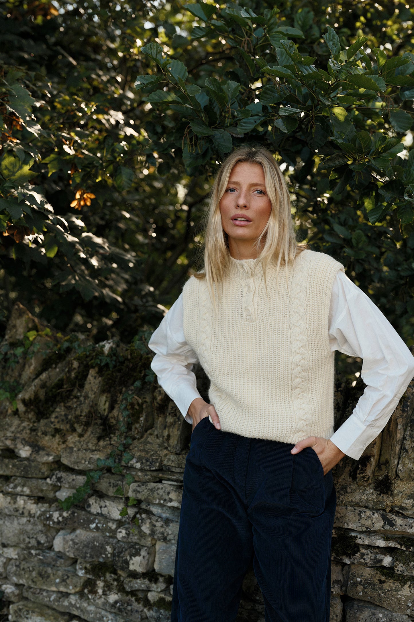 CABLE-KNIT CROP VEST