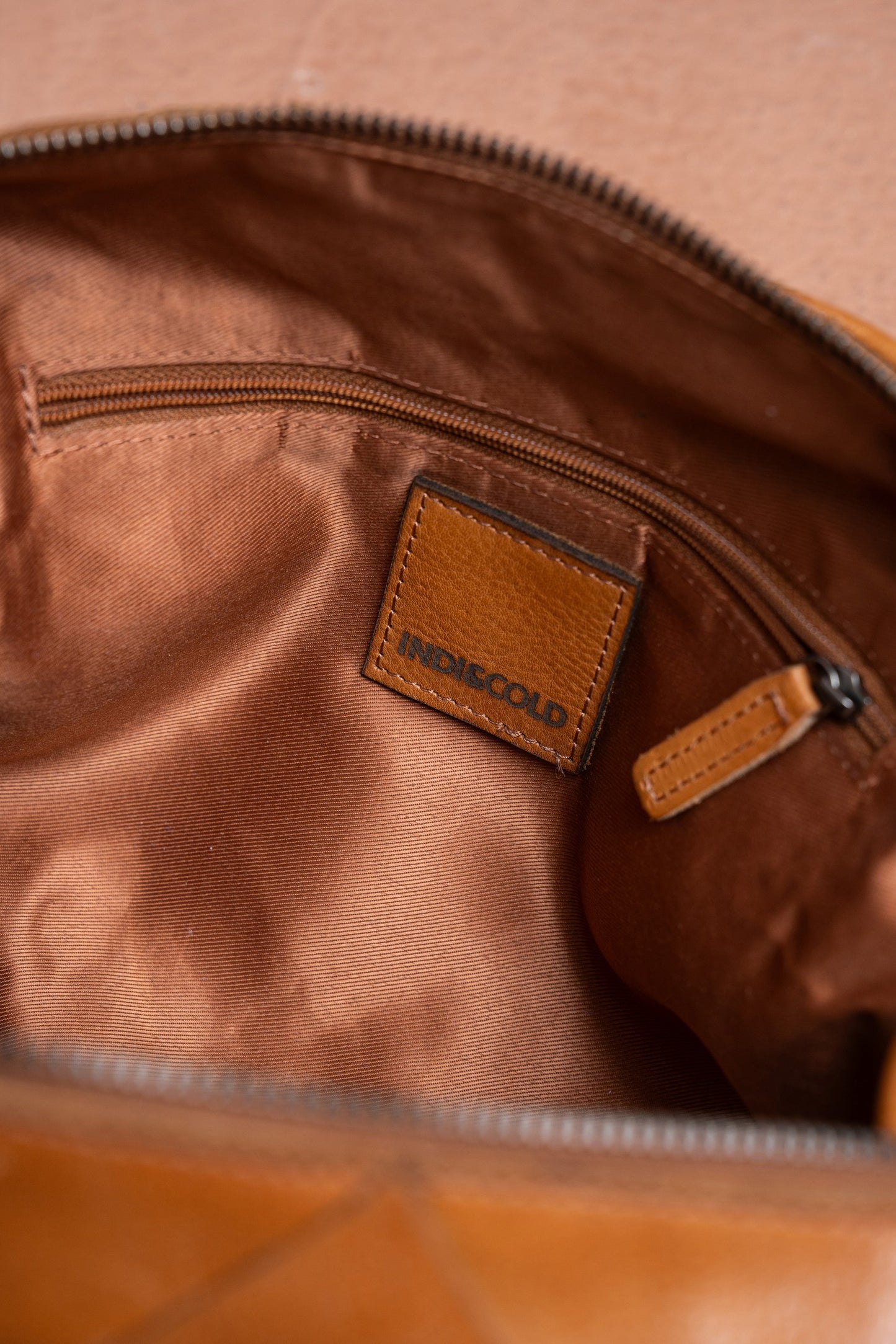 [CL] LEATHER BOX CROSSBODY BAG
