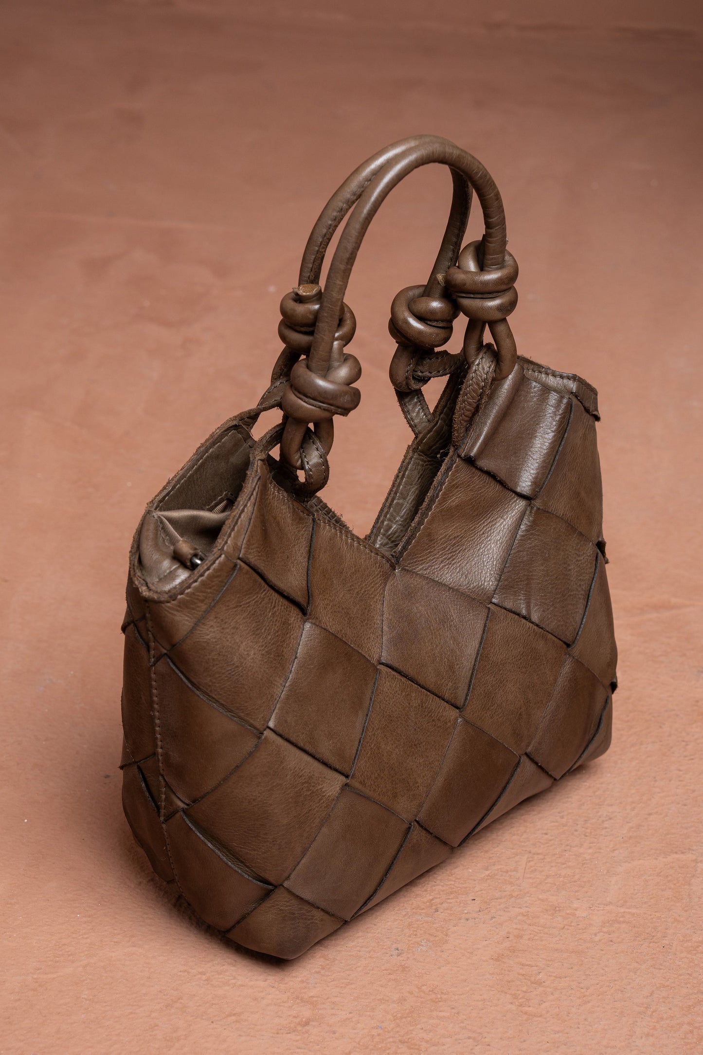 SAC A LANIÈRE NOUÉE HOBO