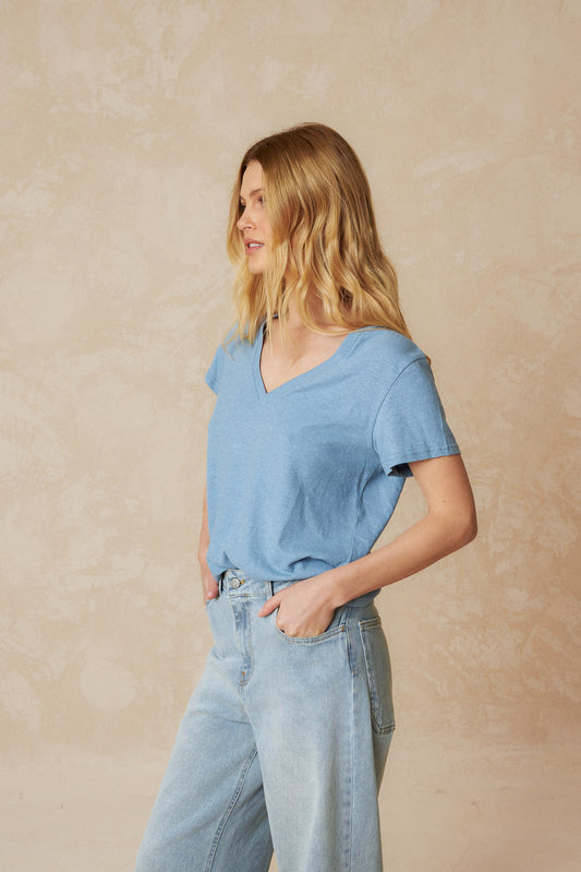 RUSTIC V-NECK T-SHIRT 5