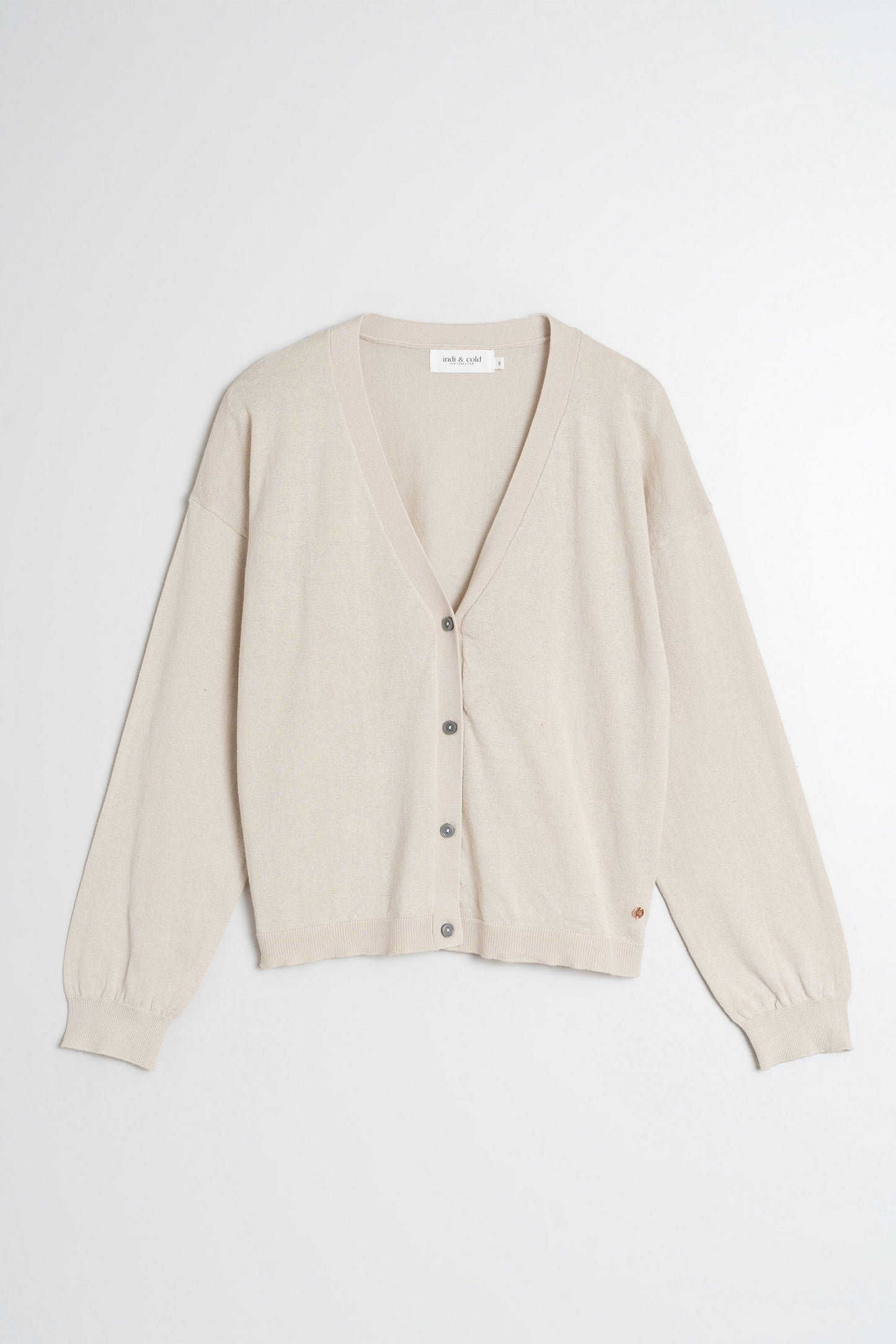 CARDIGAN BASIQUE AVEC BOUTONS