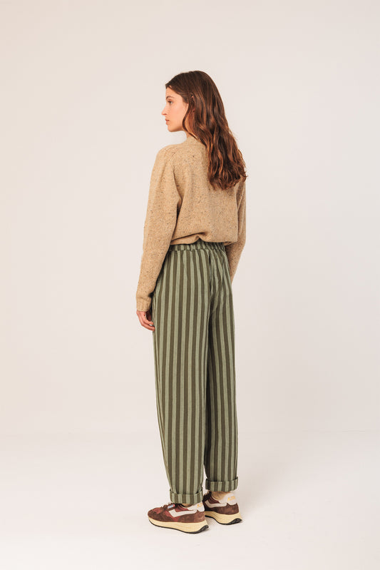 PANTALÓN  BAGGY ENGOMADO