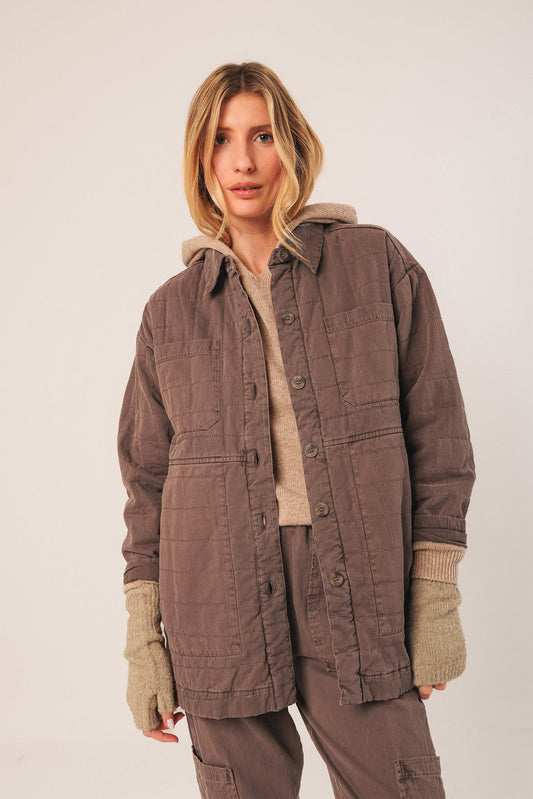 MANTEAU À CARREAUX MATELASSÉ