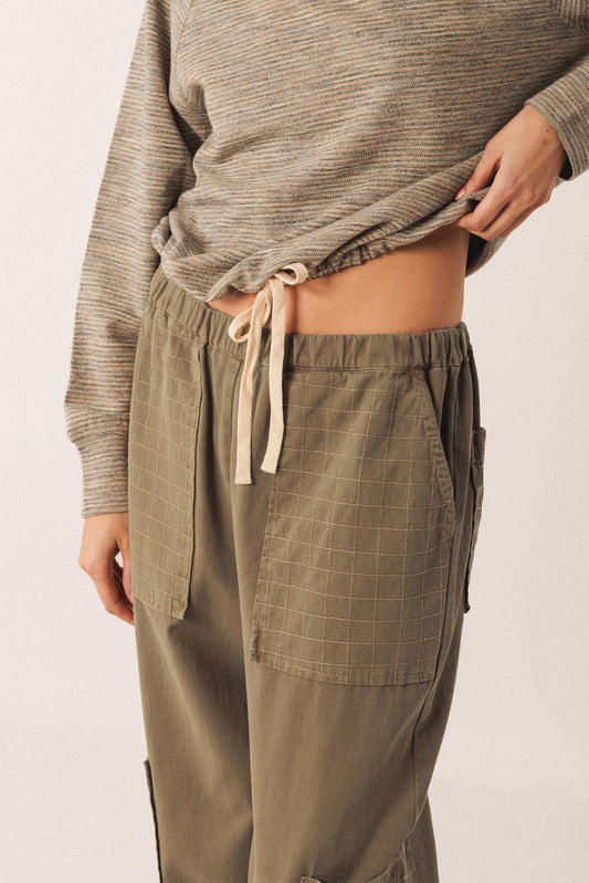 PANTALÓN PESPUNTES CUADRO