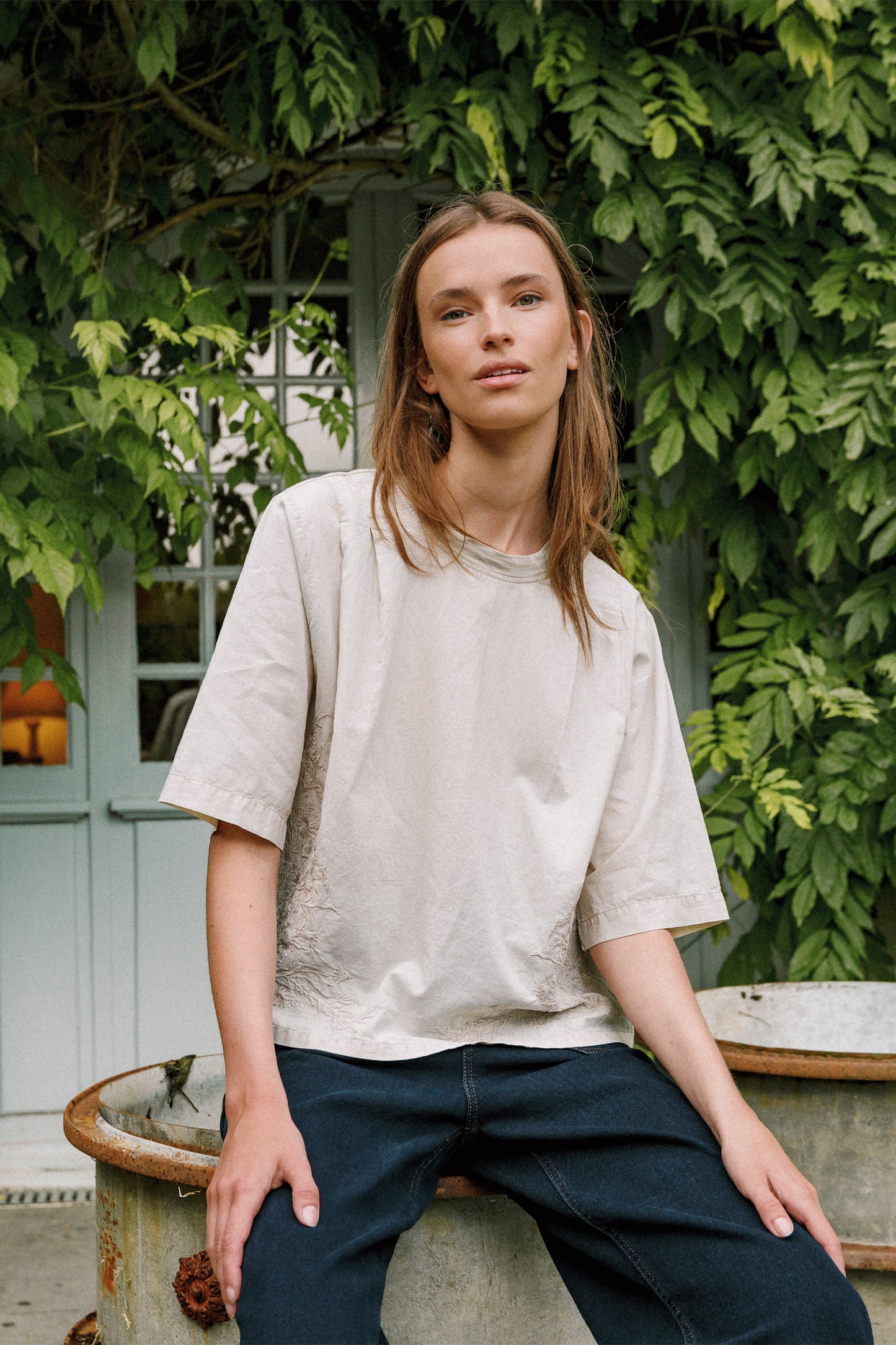 CAMISETA ALGODÓN BORDADO